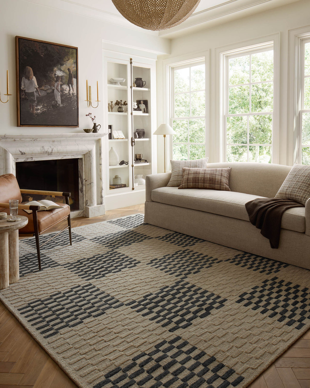Bradley Beige/Midnight Rug – room scene