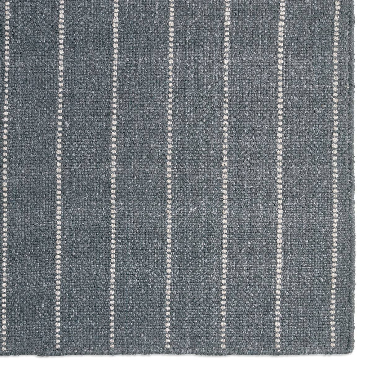 Cliff 02 Miralys Rug – CFL205 – close-up