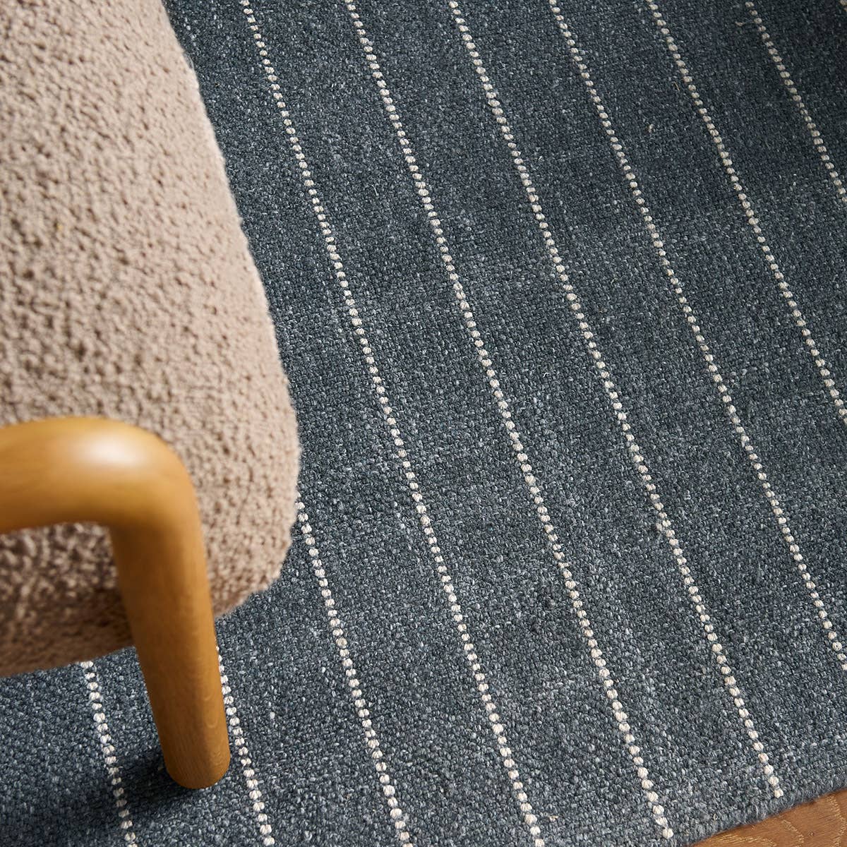 Cliff 02 Miralys Rug – CFL205 – detail