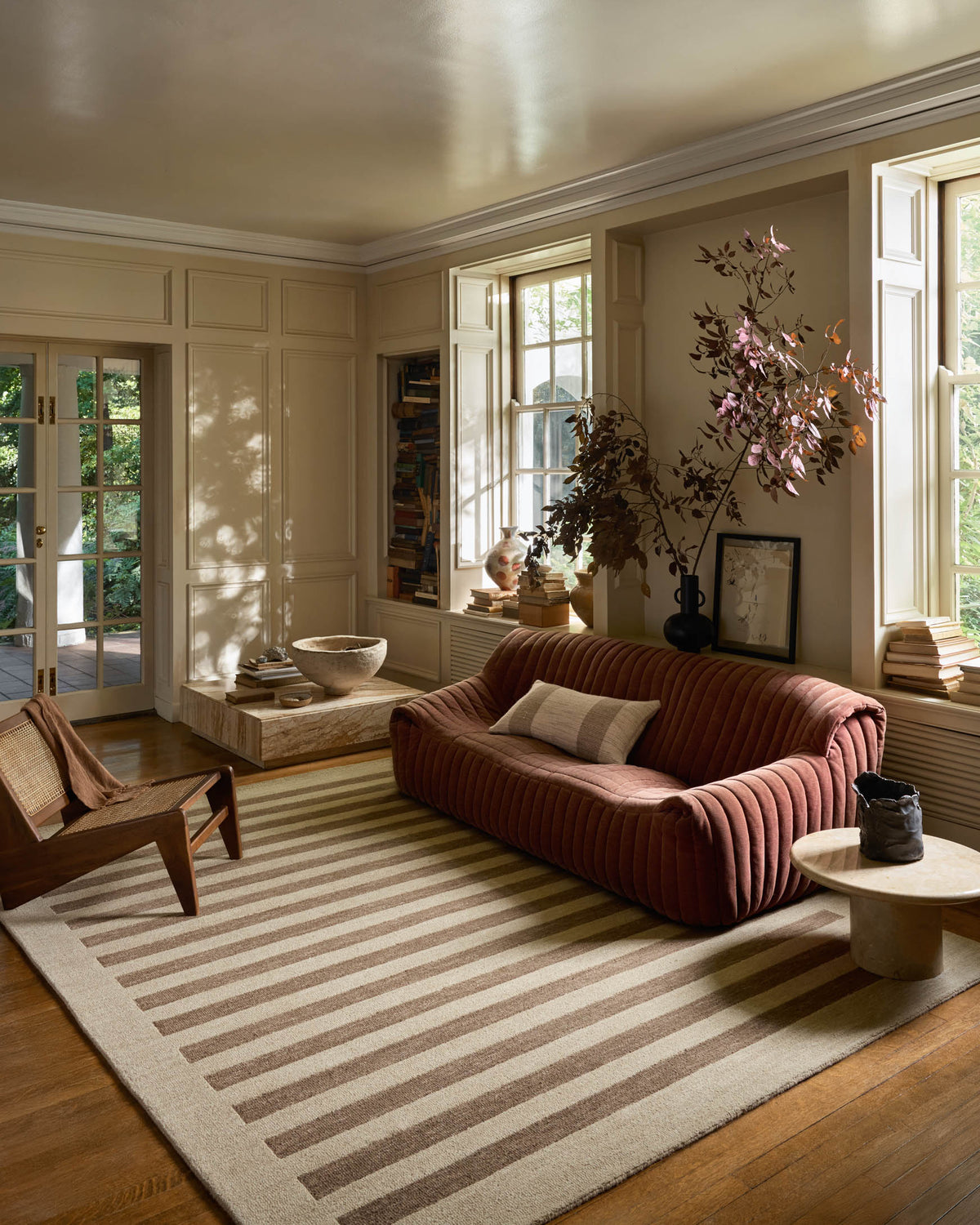 Craven Oatmeal/Bark Rug – room scene