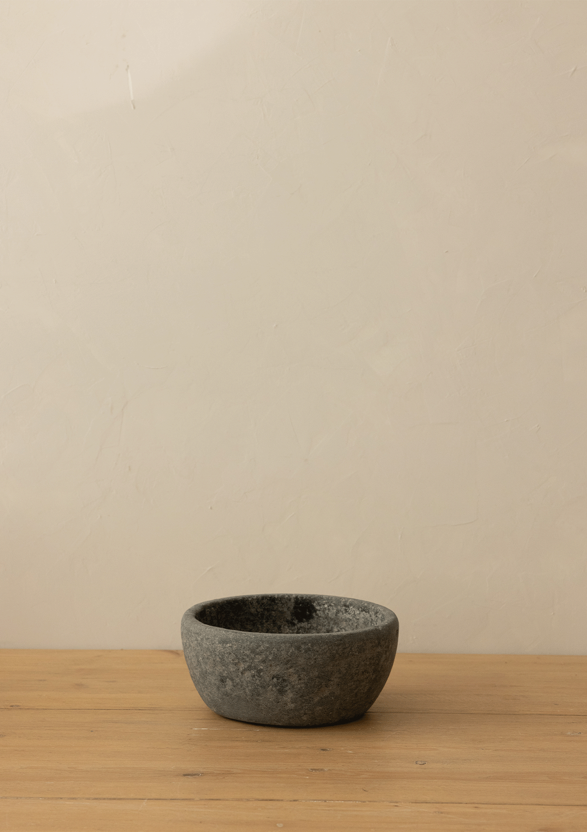 Clara Antique Stone Bowl