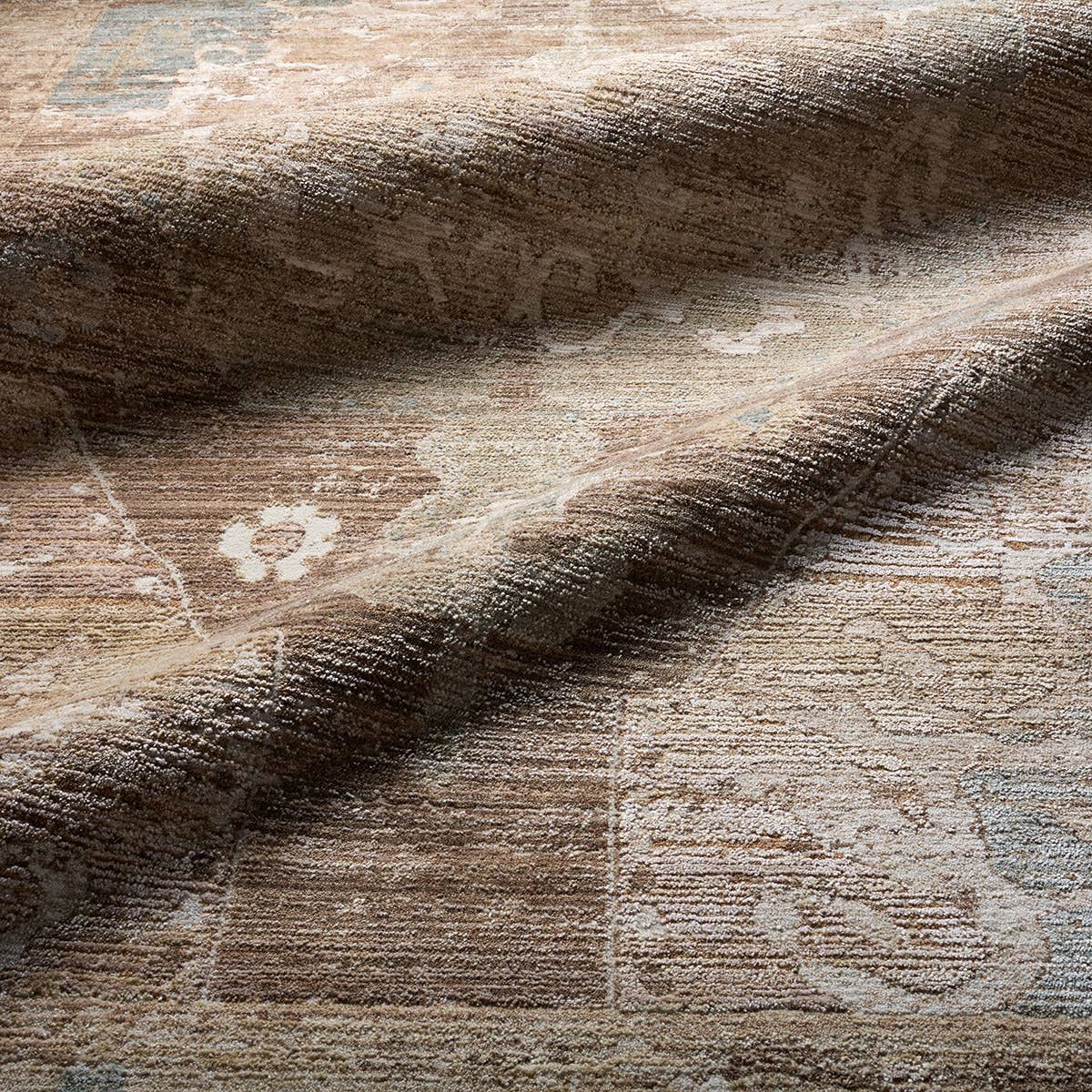 Ember Solace Theron Rug – EBS04 – close-up