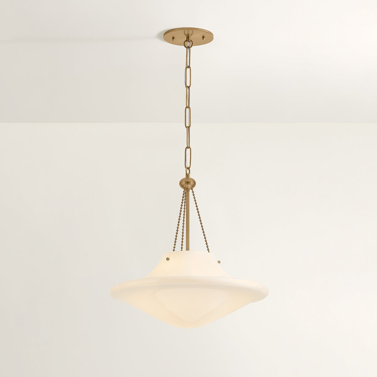 Era Pendant – 18" W