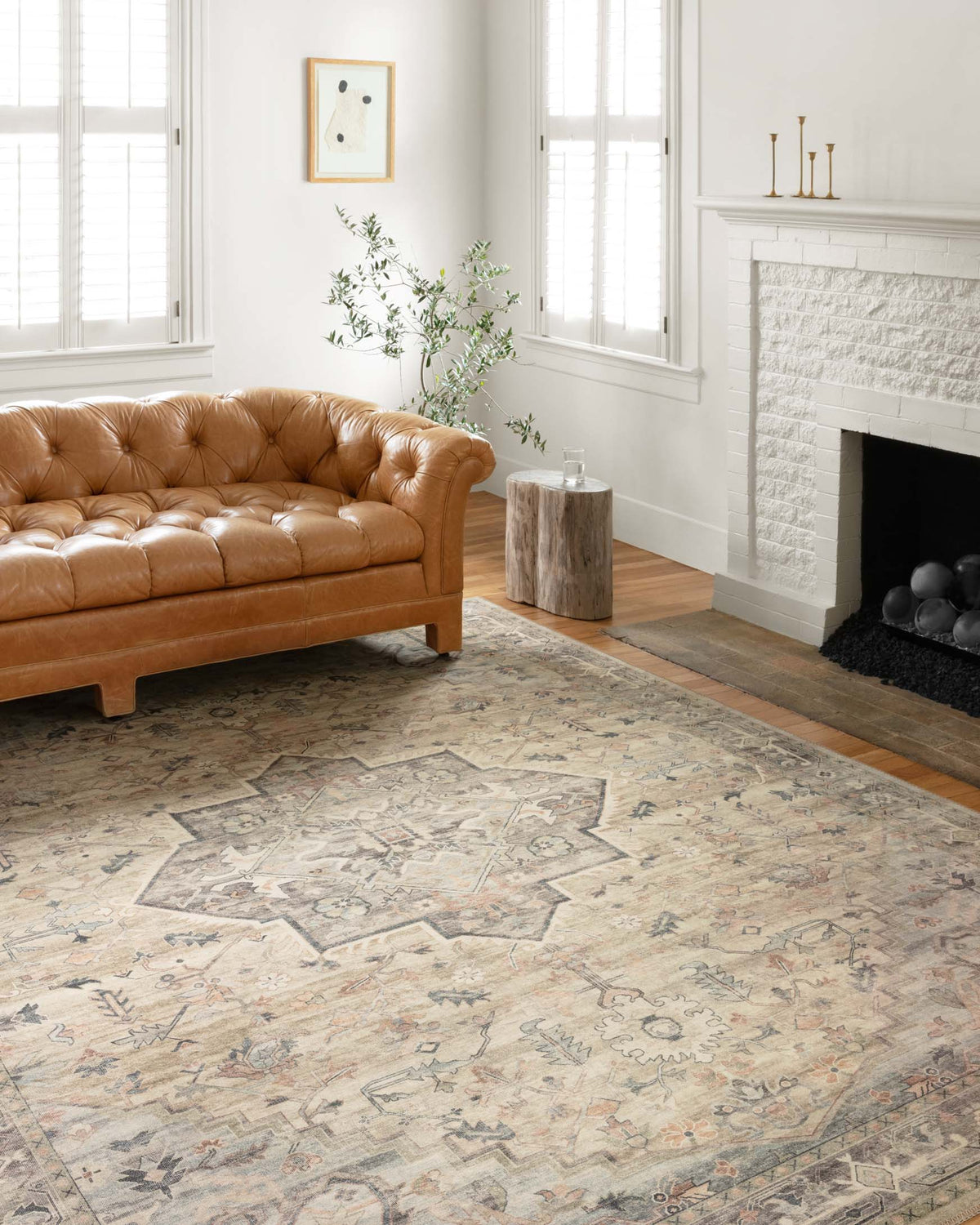 Hathaway Multi/Ivory Rug – room scene