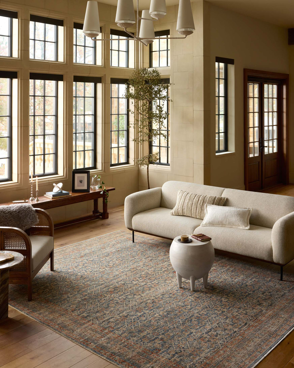 Heritage Blue/Rust Rug – room scene
