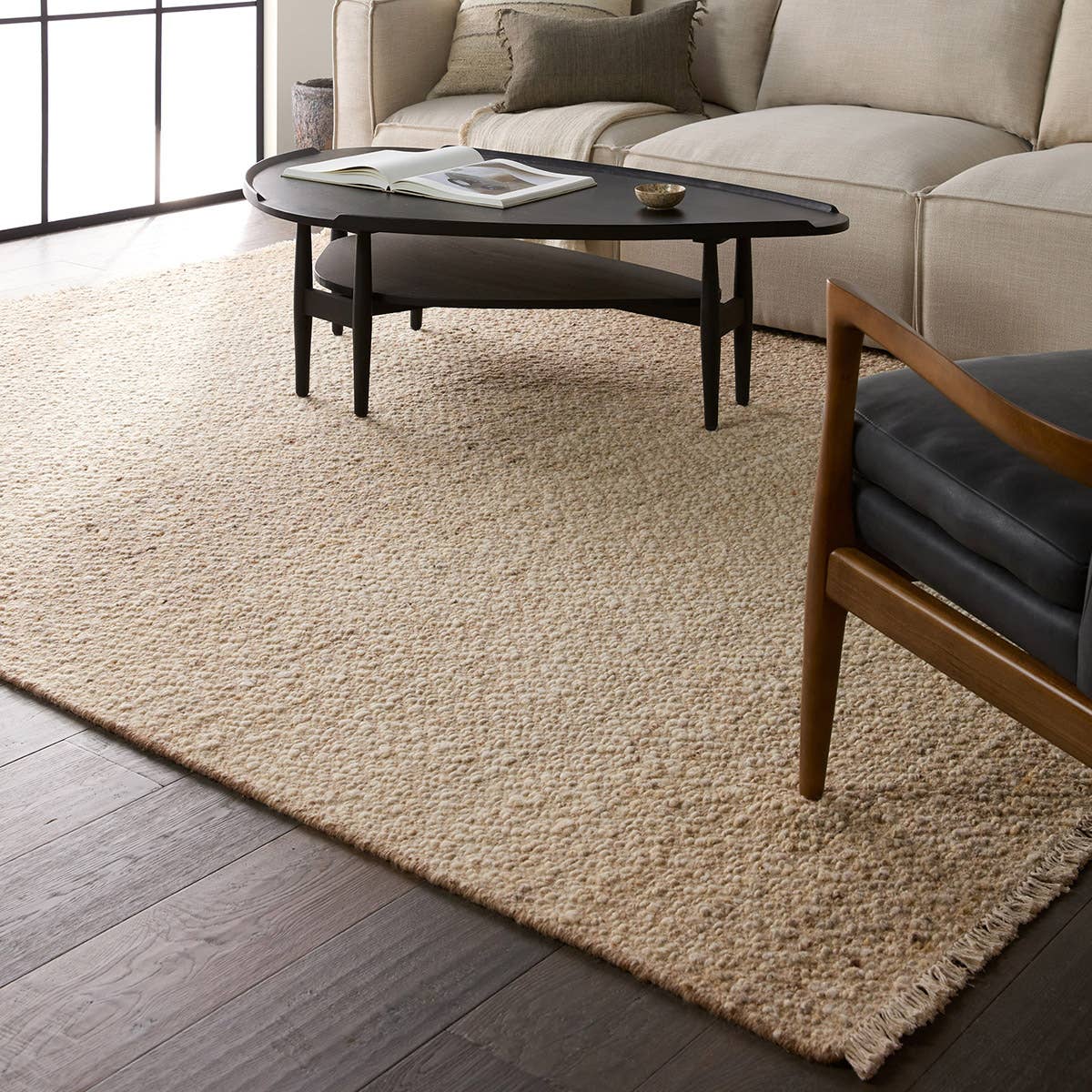 Leona Folade Rug – LEO08 – room scene