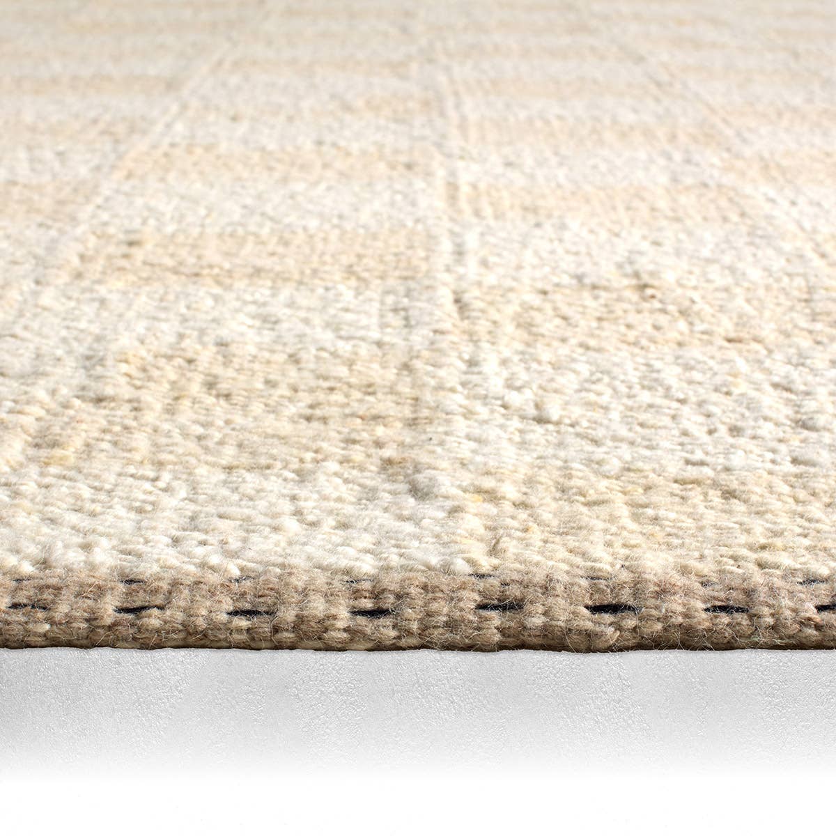 Leona Hayden Rug – LEO13 – close-up