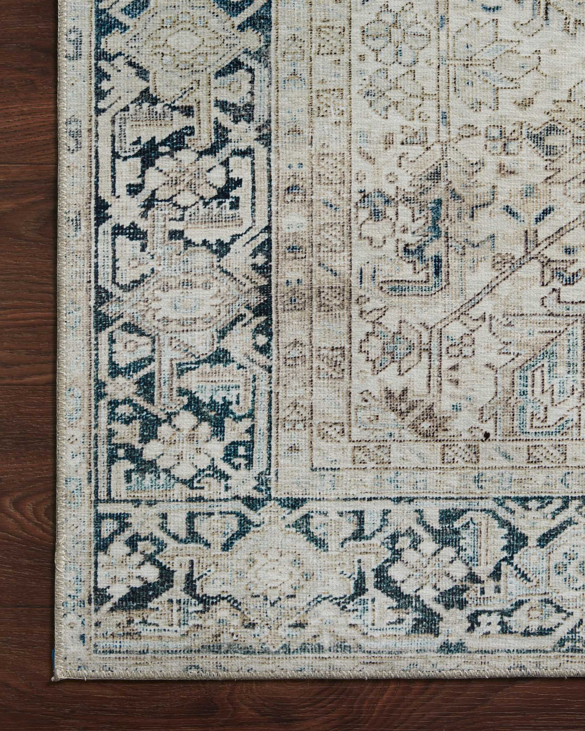 Lenna Natural/Denim Rug – detail