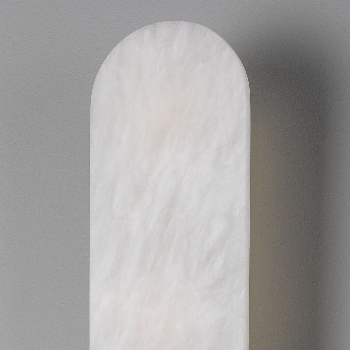 Lothian Oval Alabaster Wall Sconce – Detail