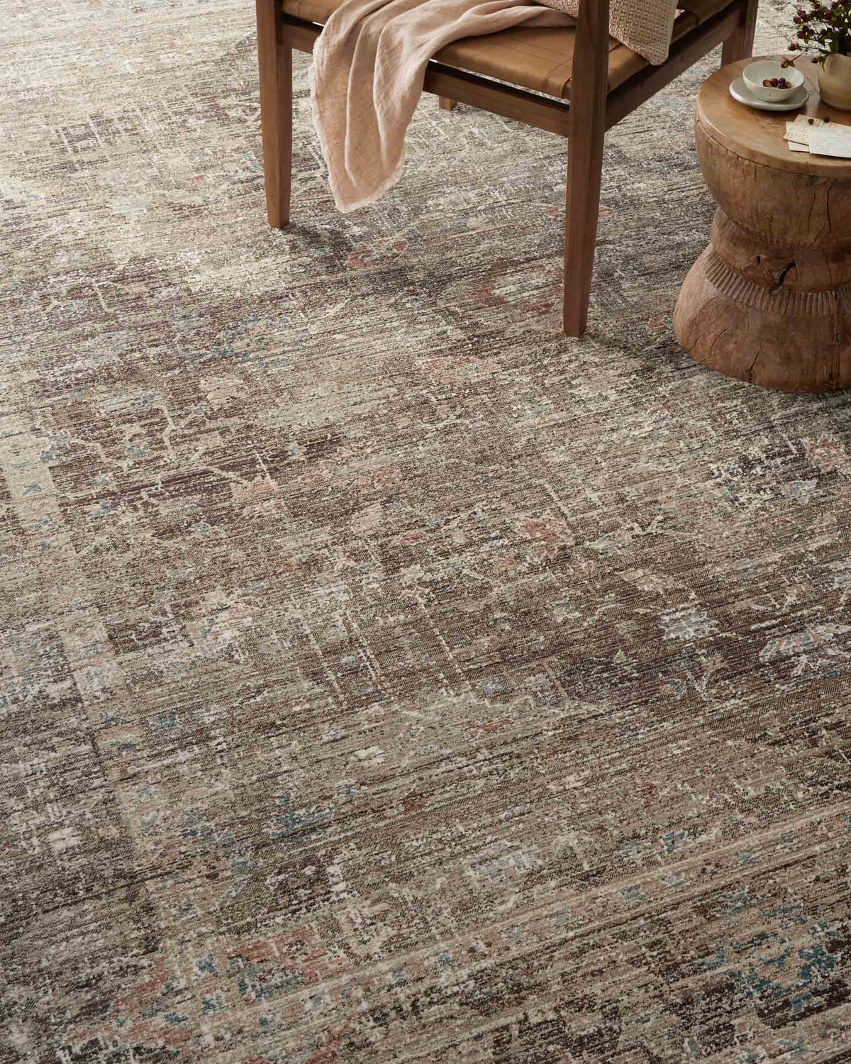 Millie Charcoal/Dove Rug – detail