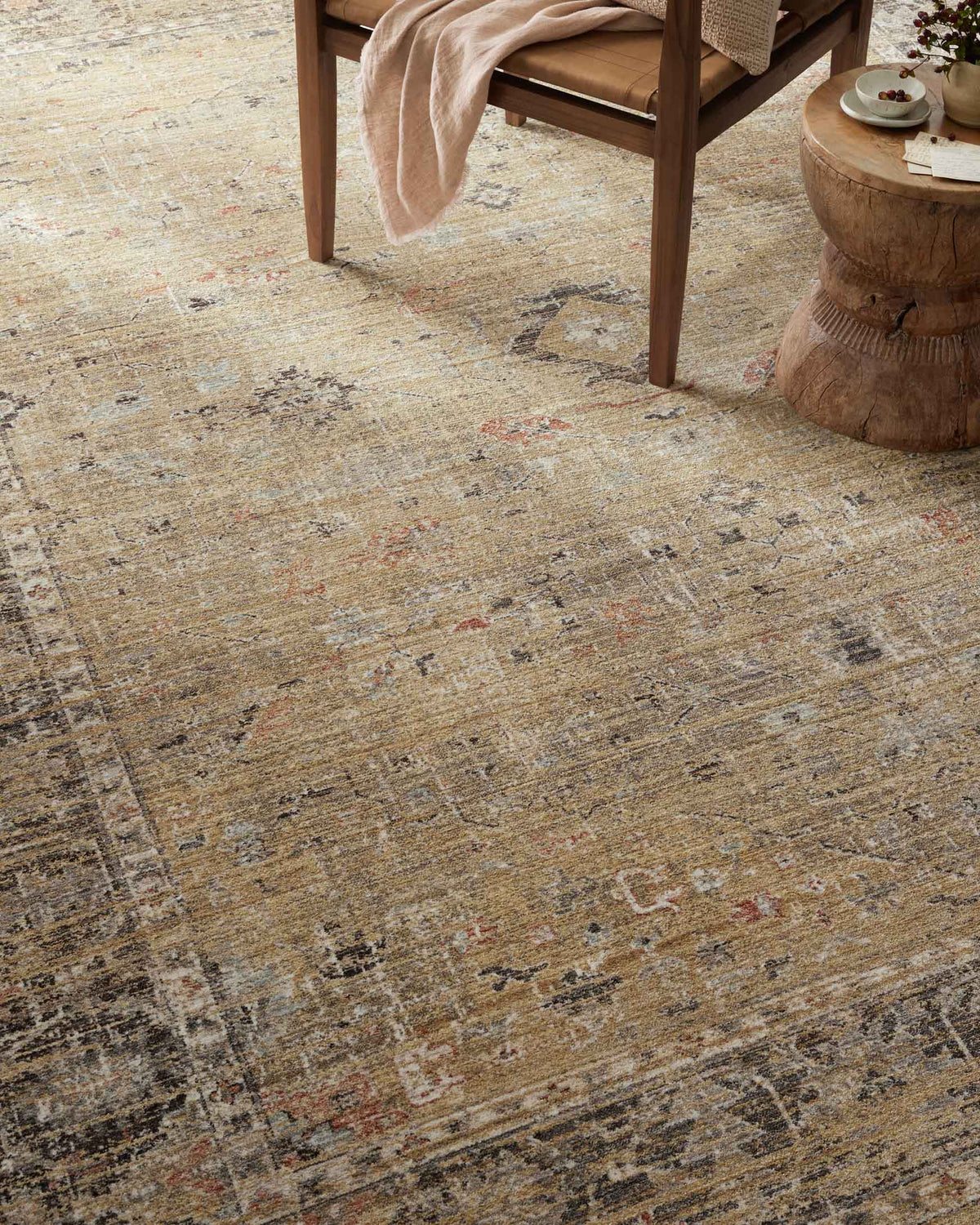 Millie Gold/Charcoal Rug – detail