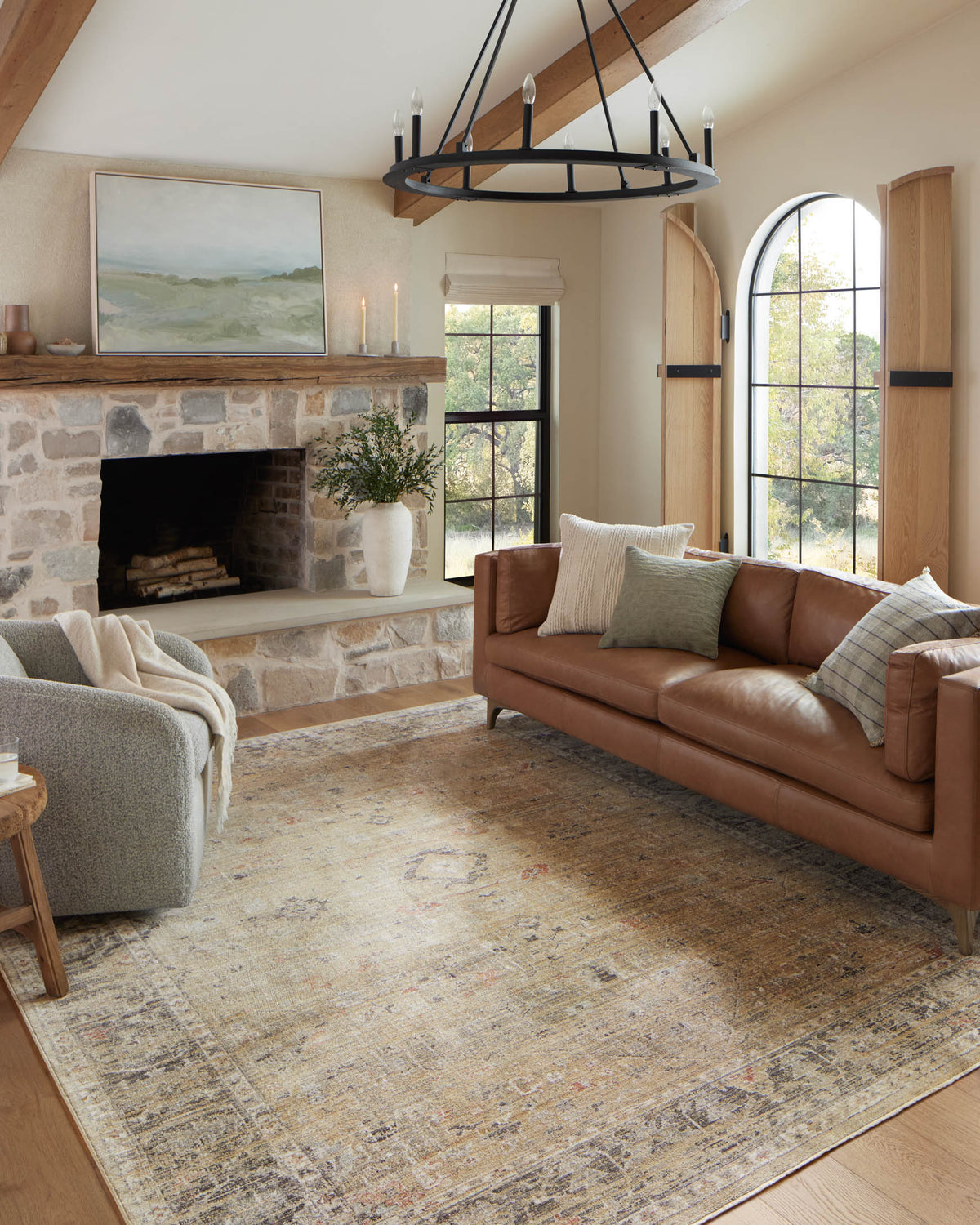 Millie Gold/Charcoal Rug – room scene