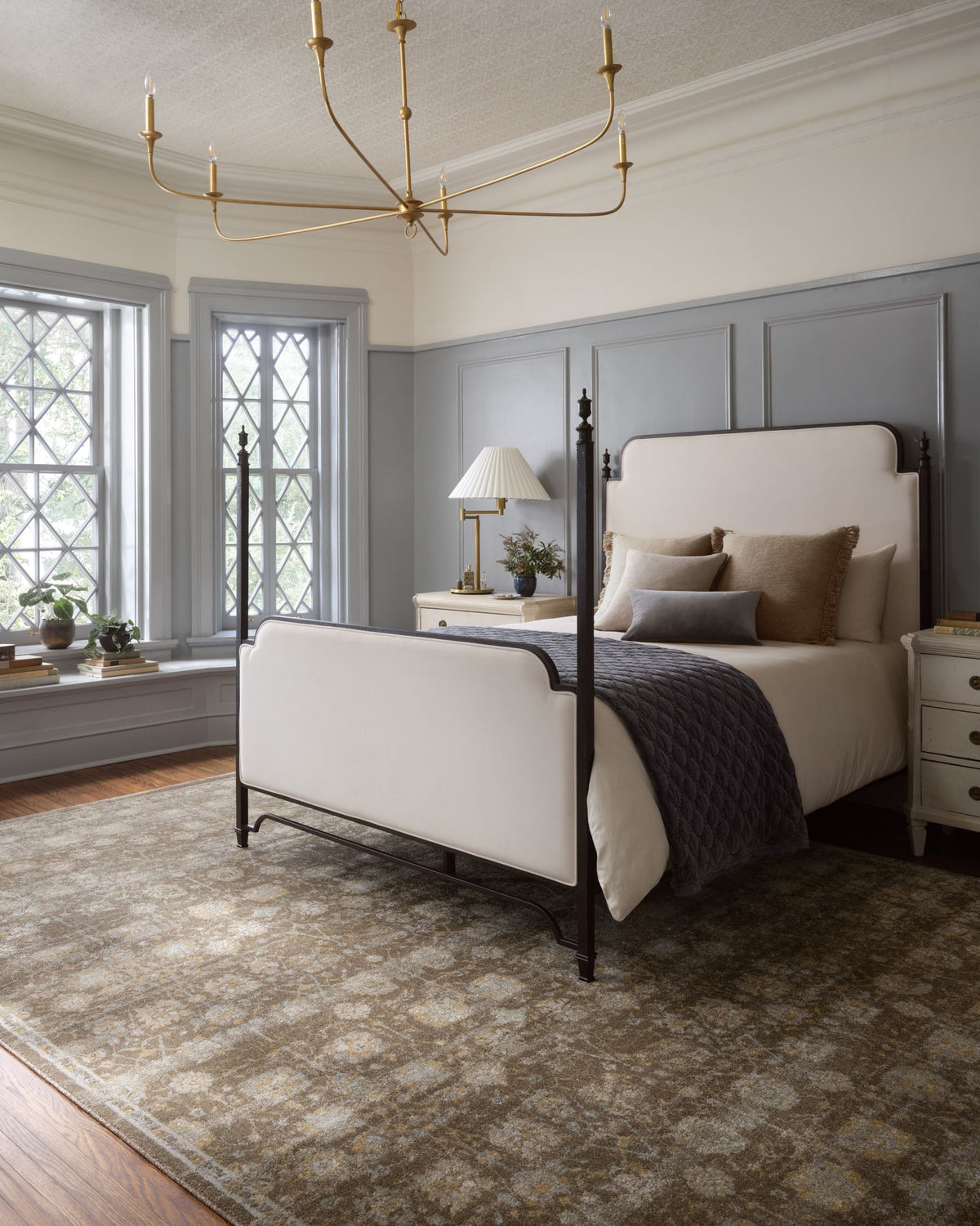 Mona Bark/Natural Rug – room scene