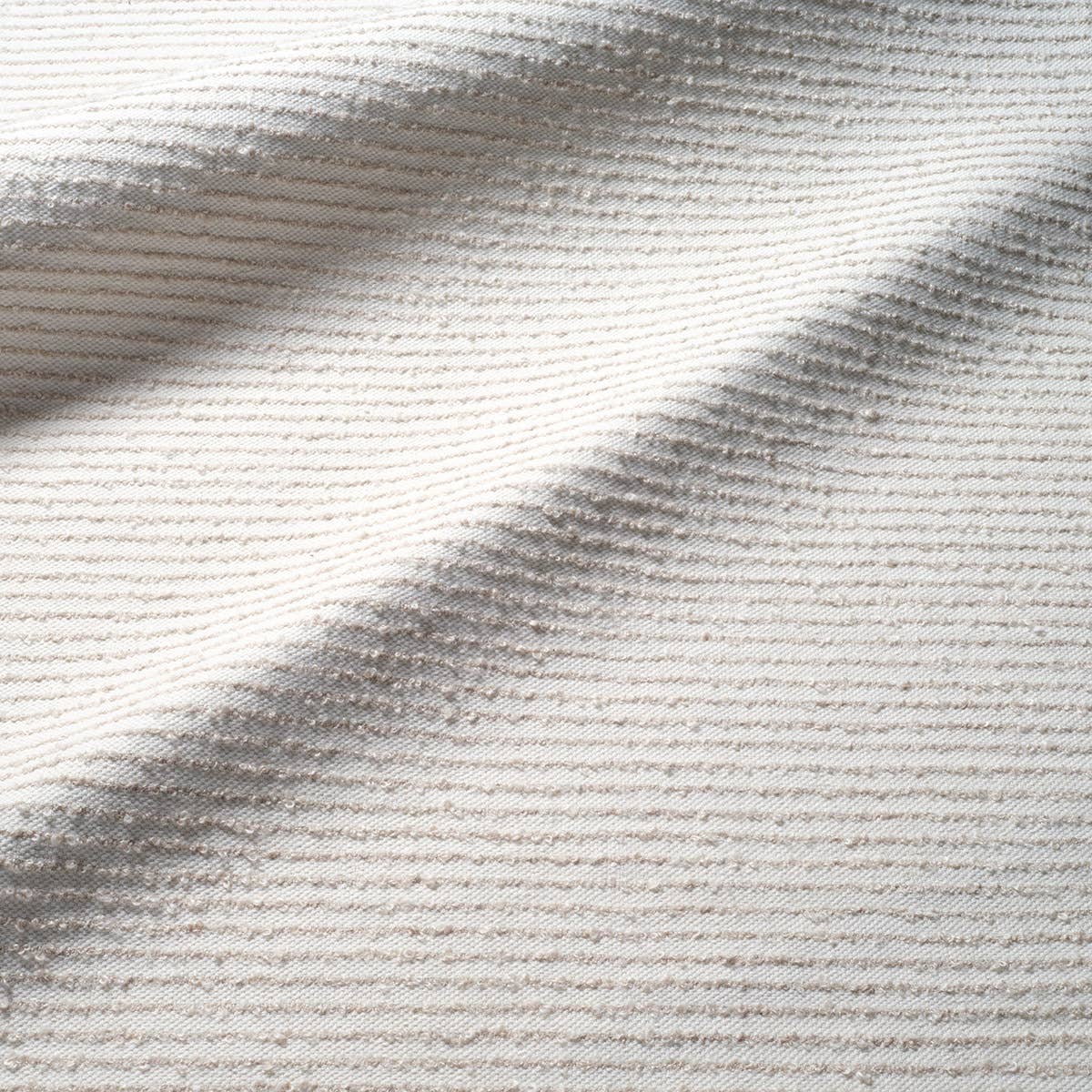 Muted Opulance Meera Rug – MUO07 – close-up