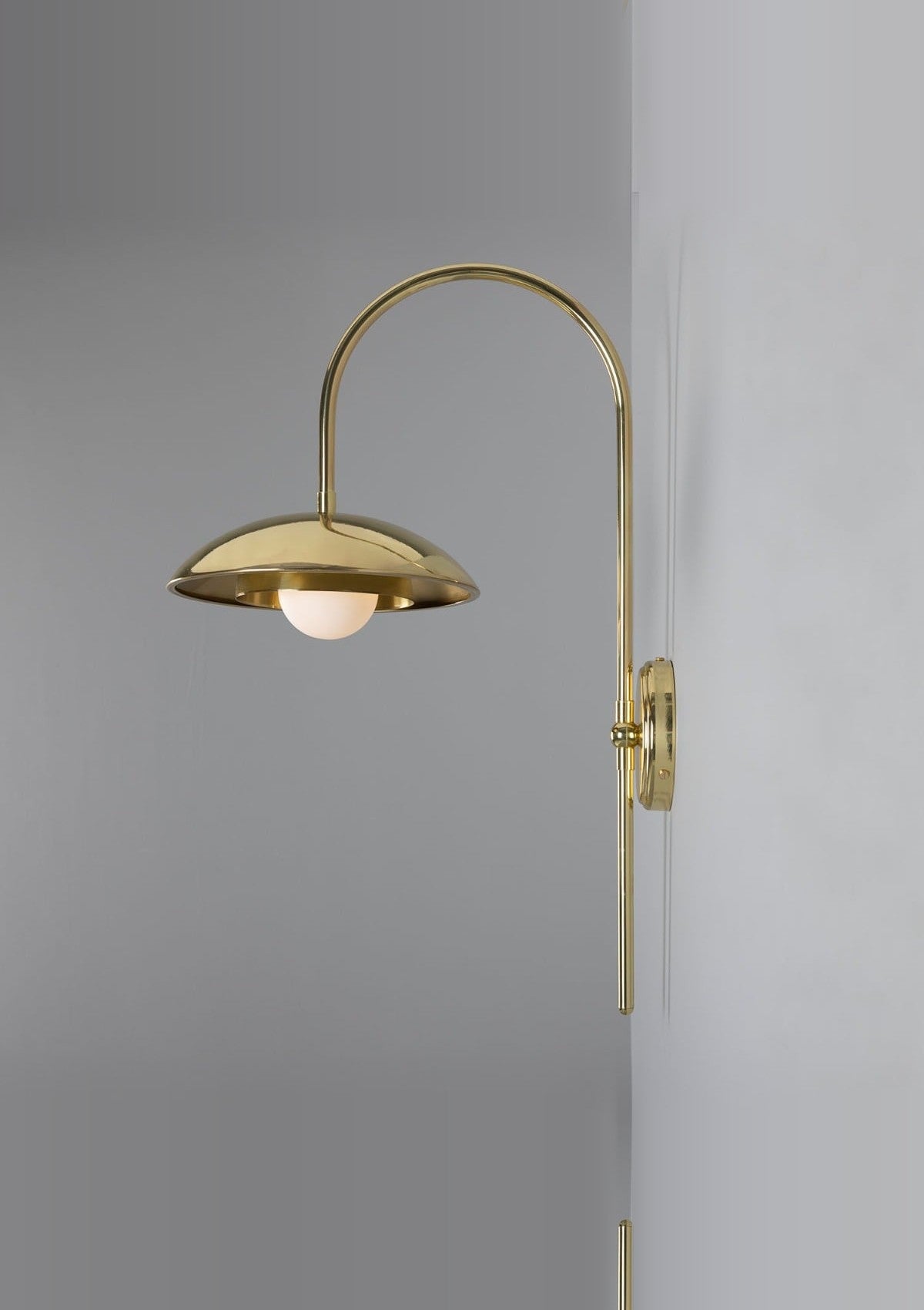 Marrakesh Art Deco Arc Wall Sconce – Polished Brass