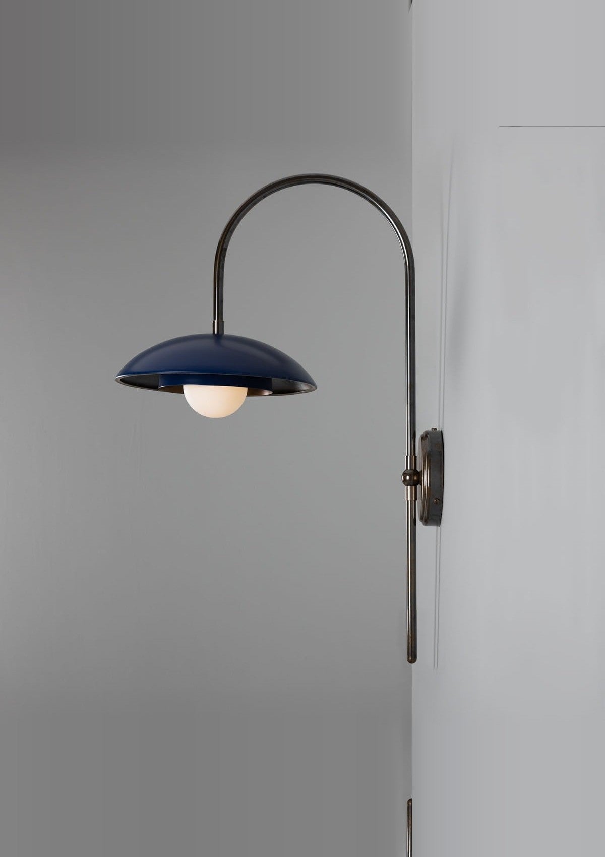 Marrakesh Art Deco Arc Wall Sconce – Antique Brass and Powder-Coated Sapphire Blue