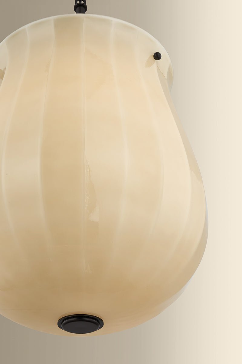 Nevins Pendant – 14" W