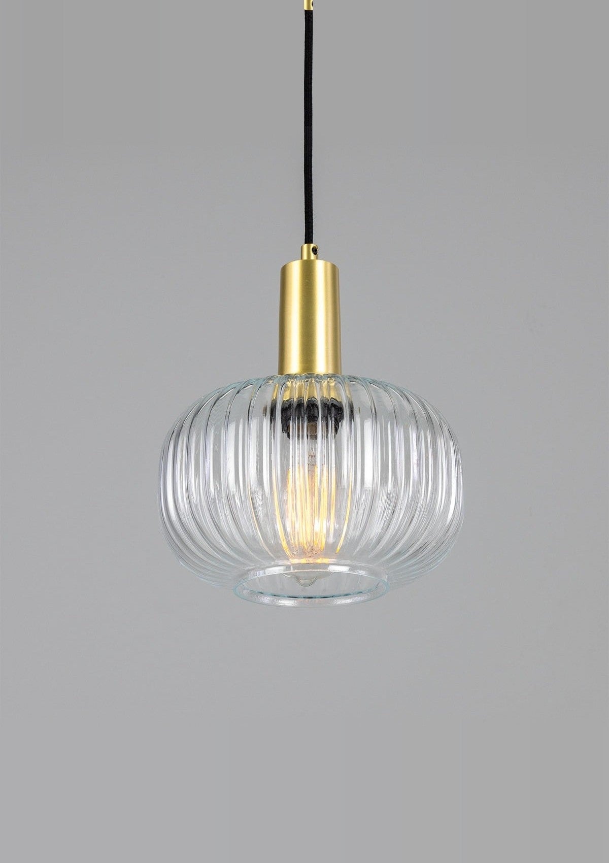 Nehir Reeded Glass and Brass Pendant – Satin Brass