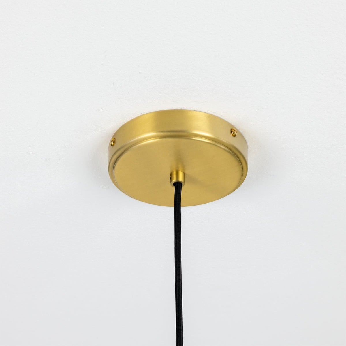 Nehir Reeded Glass and Brass Pendant – Ceiling Rose