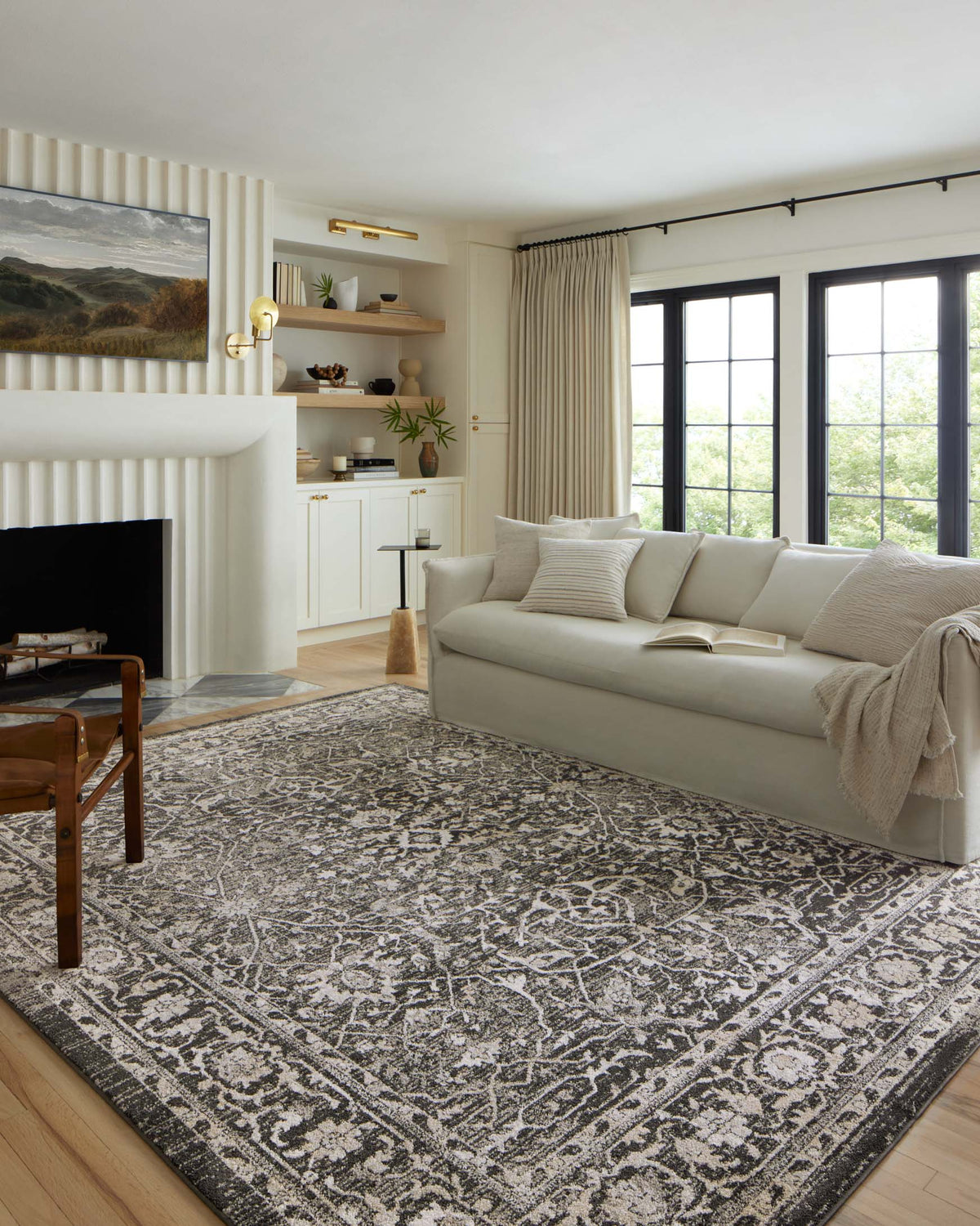 Odette Charcoal/Silver Rug – room scene