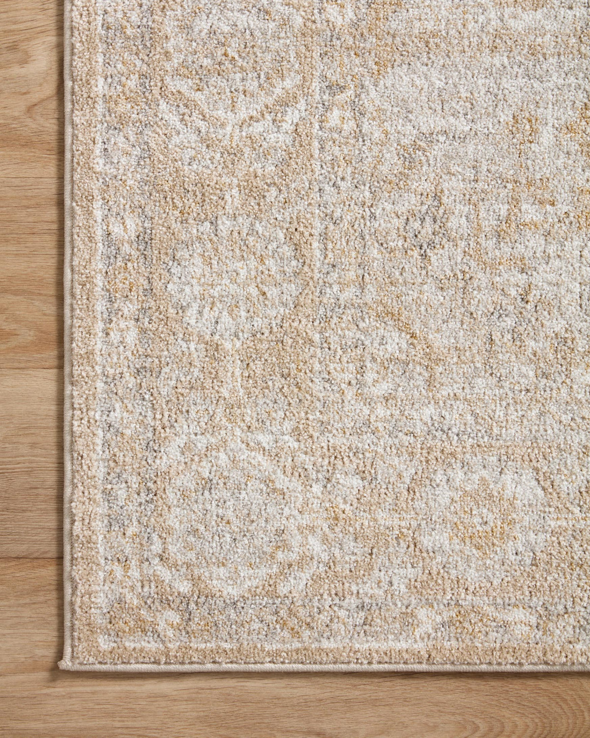 Odette Beige/Silver Rug – detail
