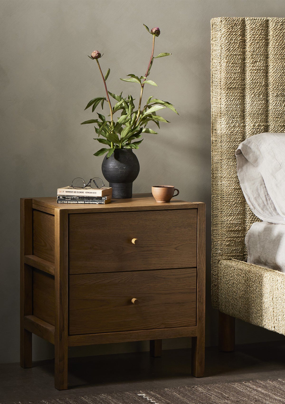 Oren Nightstand