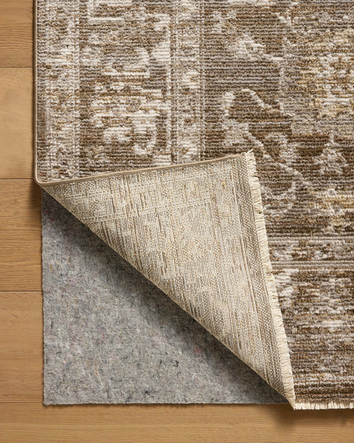 Pace Bark/Natural Rug – detail