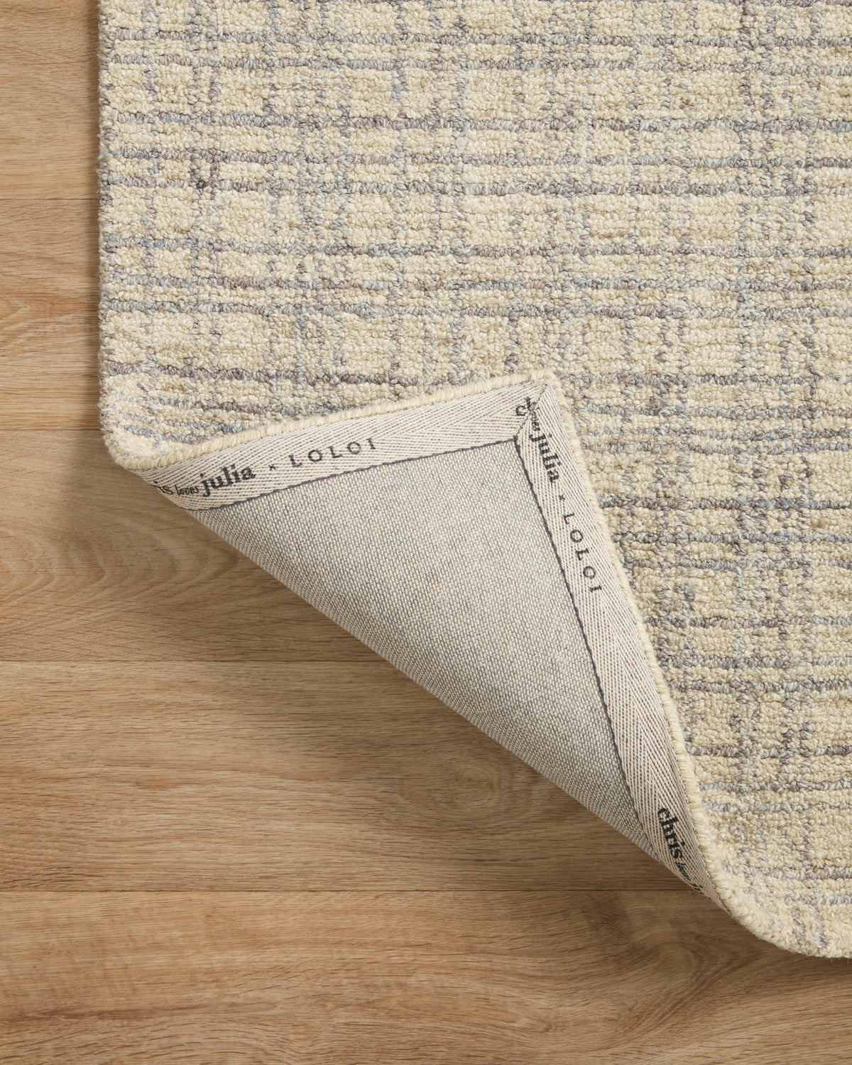 Polly Antique/Mist Rug – detail