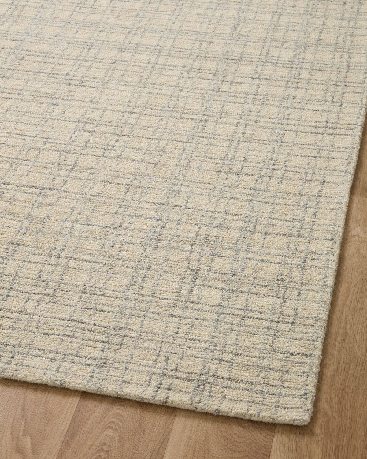 Polly Antique/Mist Rug – detail