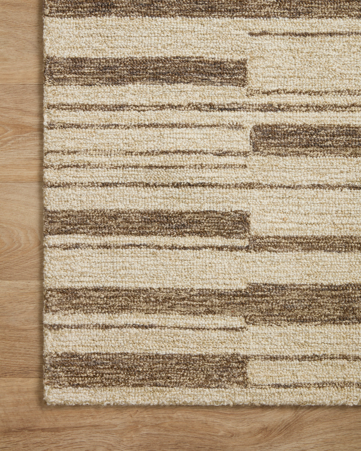 Polly Beige/Tobacco Rug – detail