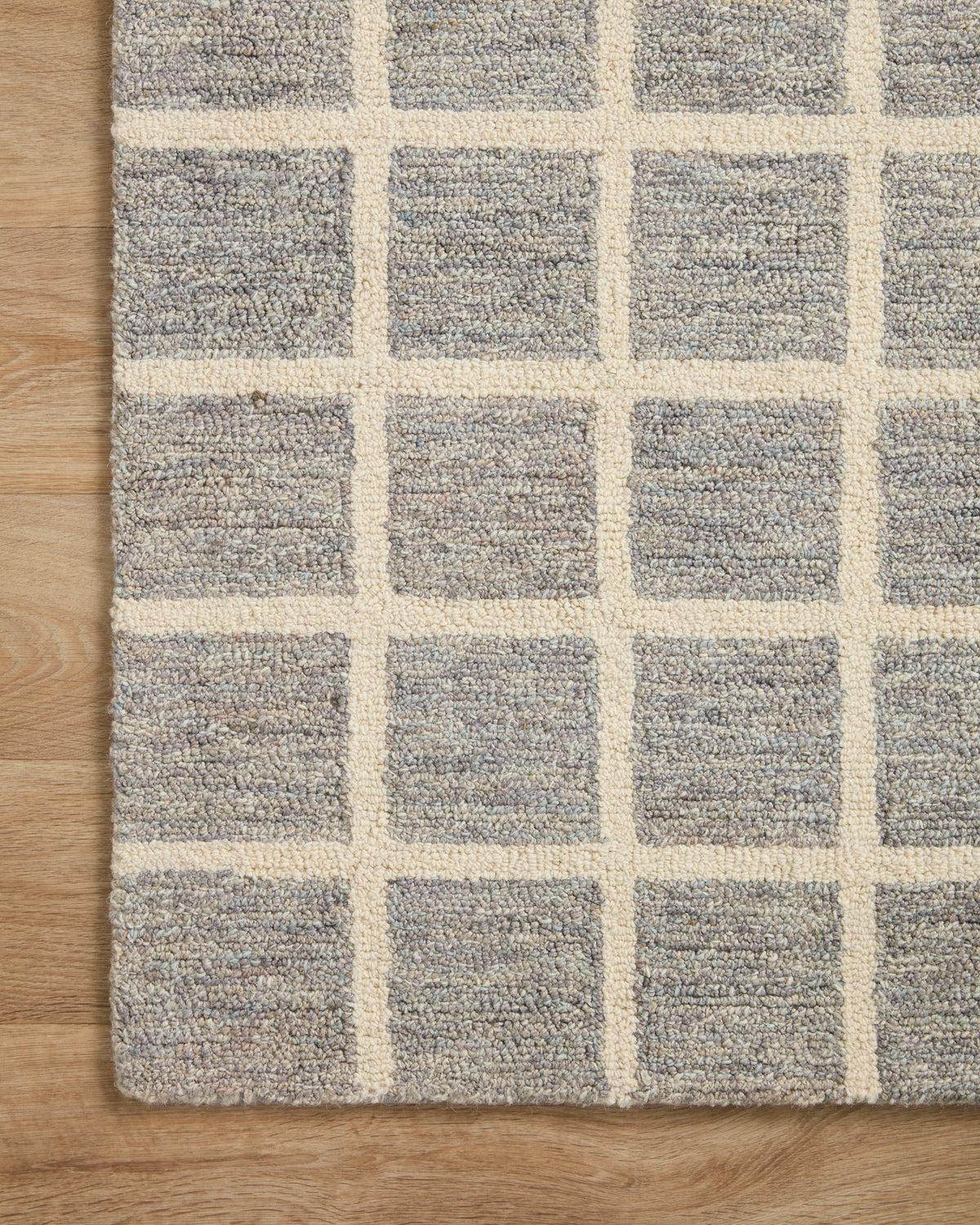 Polly Slate/Ivory Rug – detail