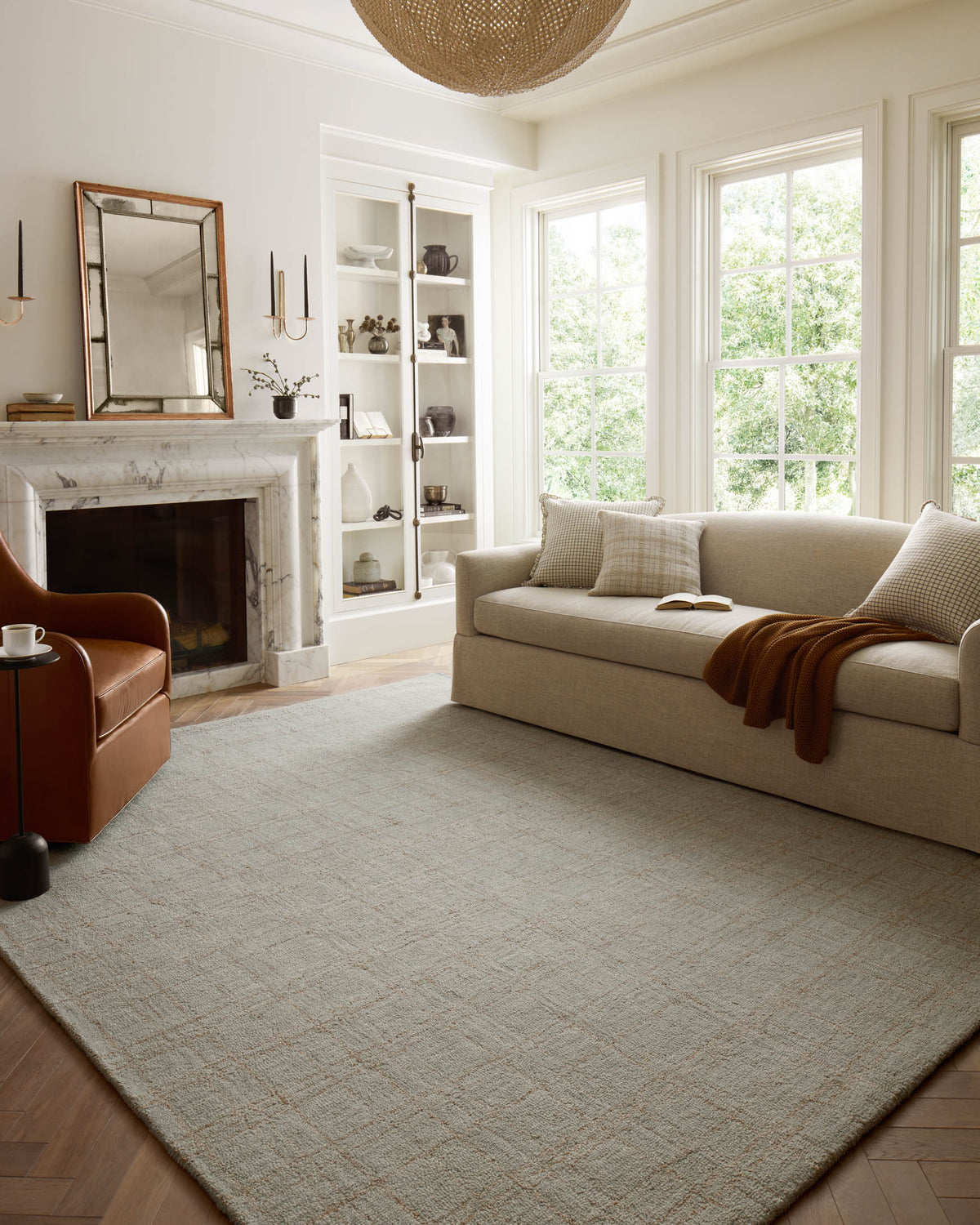 Polly Fog/Wheat Rug – room scene