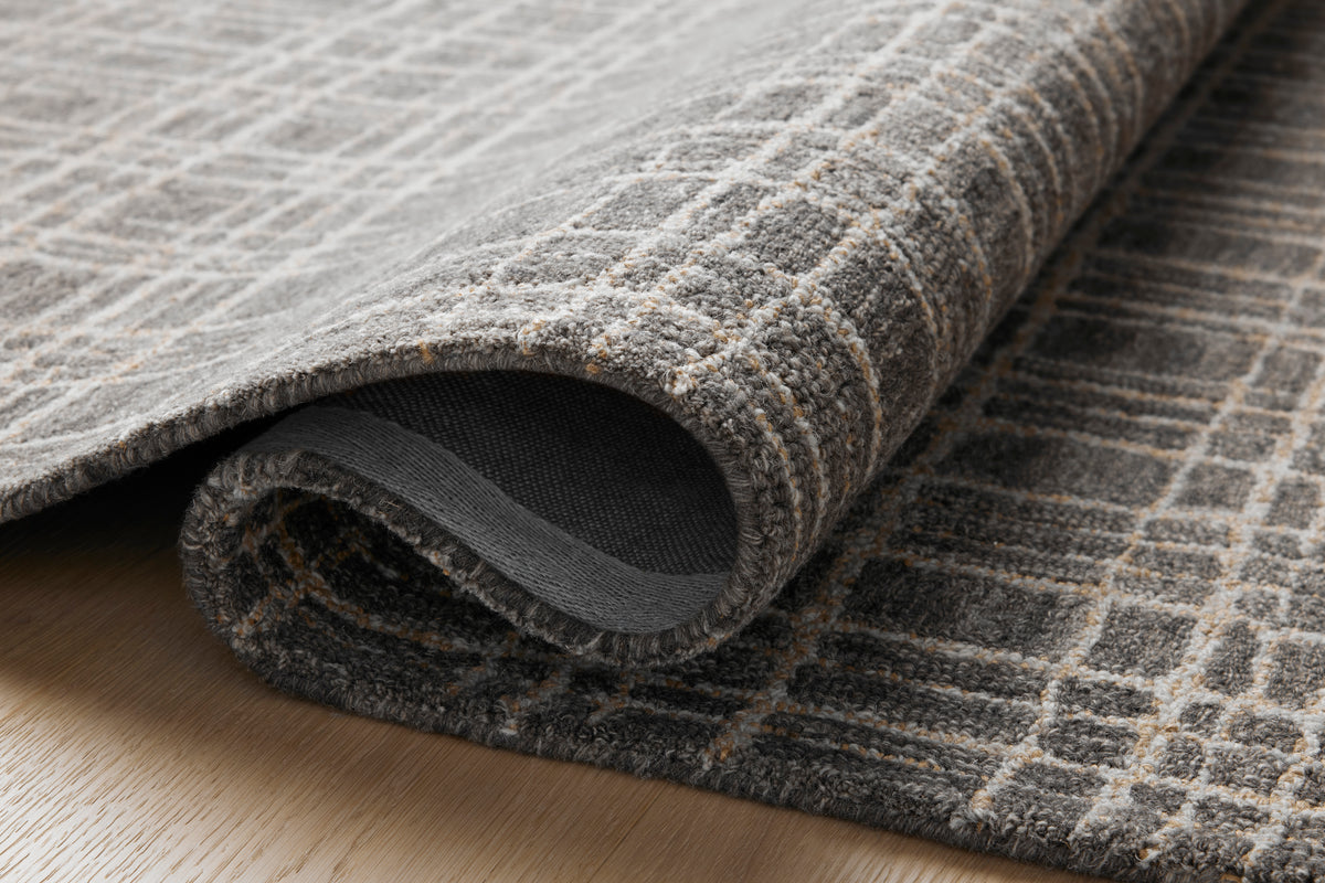 Polly Graphite/Pebble Rug – detail