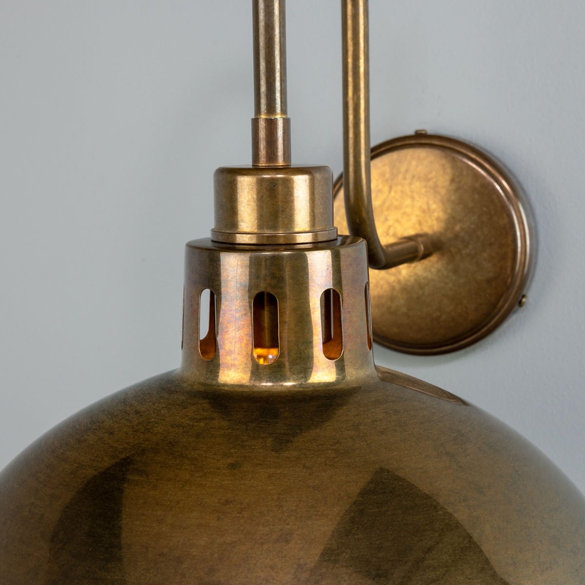 Paris Industrial Brass Swan Neck Wall Sconce – Detail