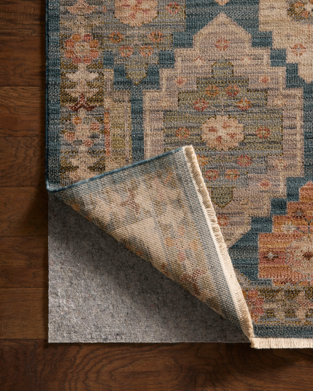 Reign Blue/Multi Rug – detail