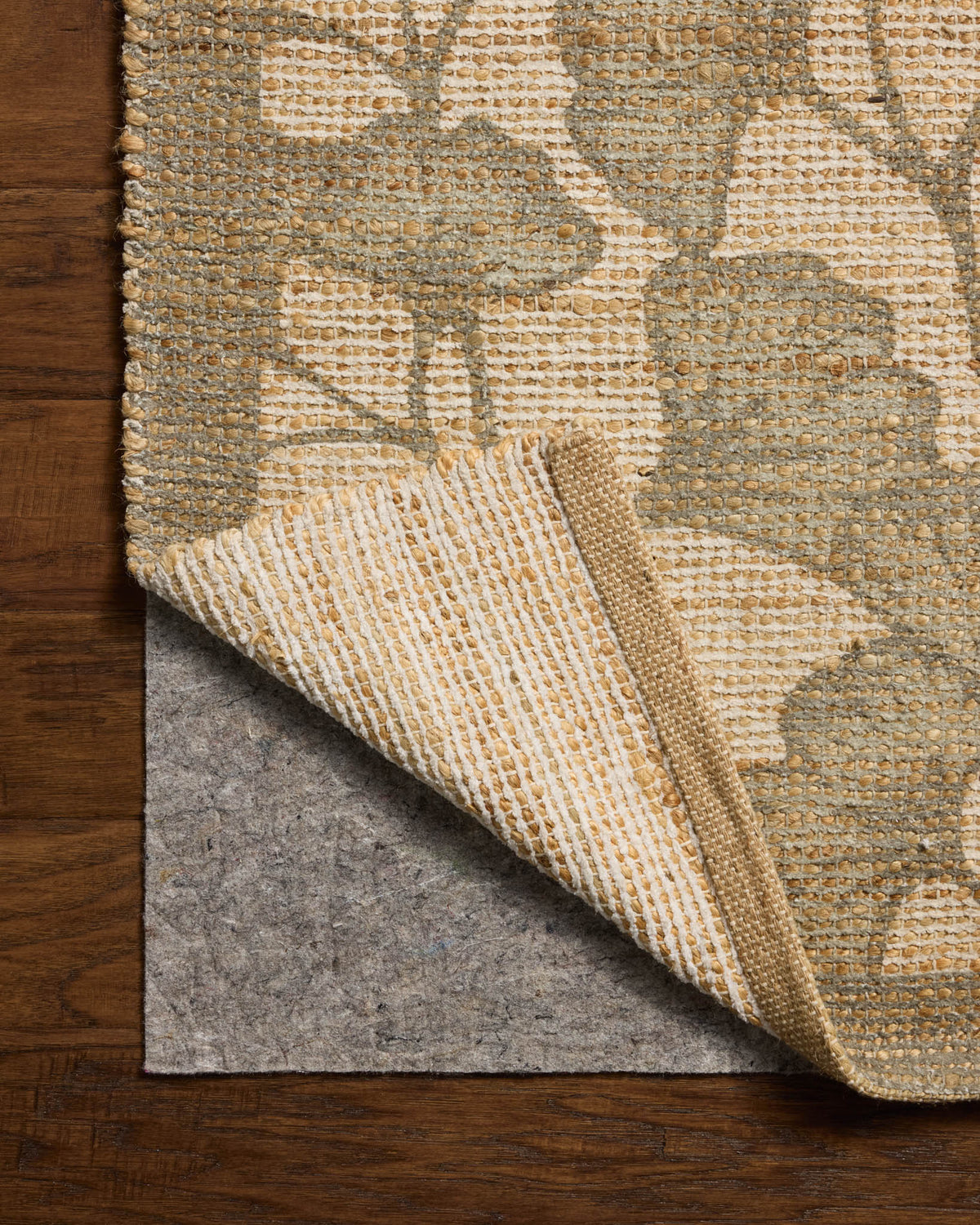 Rue Olive/Sage Rug – detail