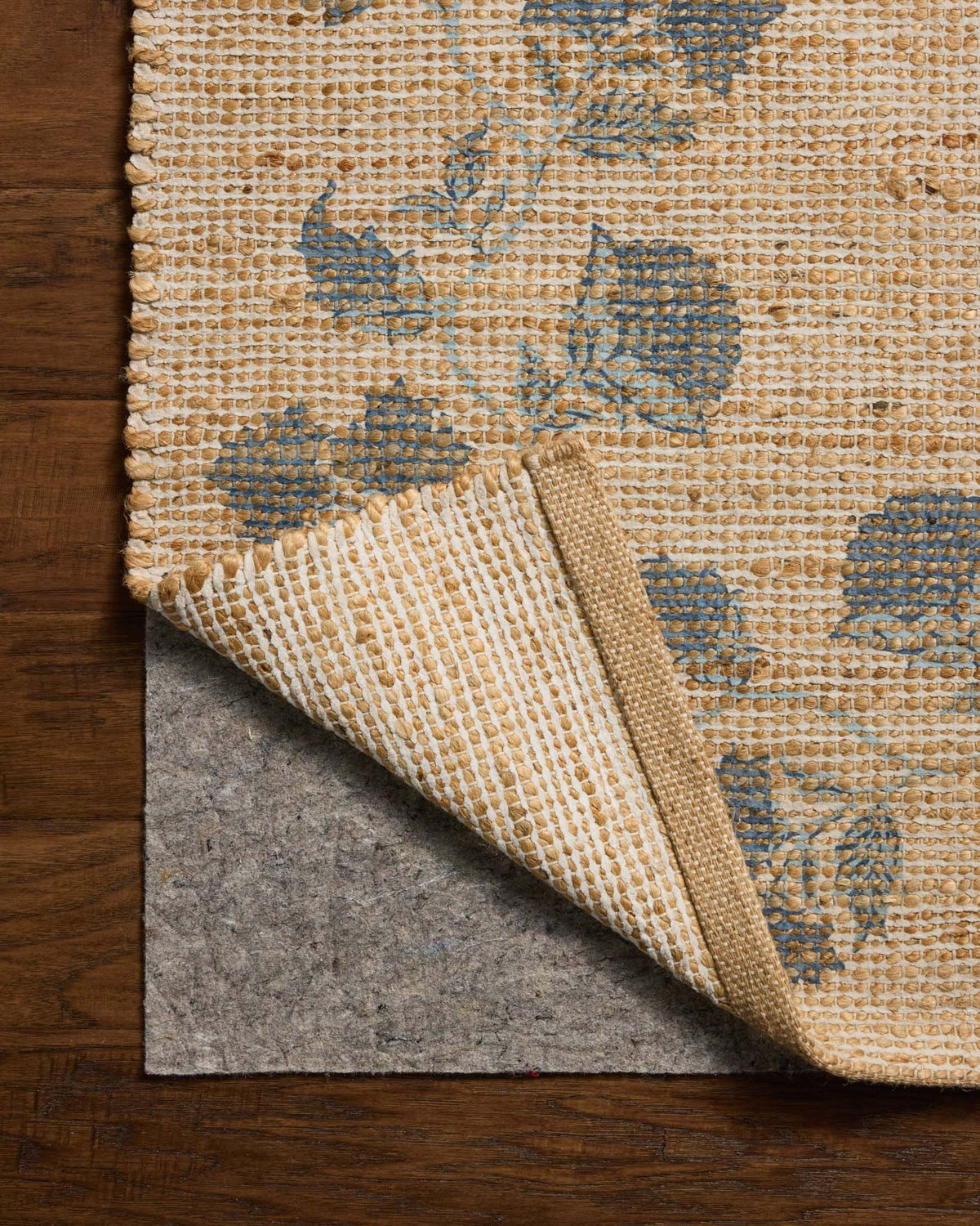 Rue Natural/Denim Rug – detail
