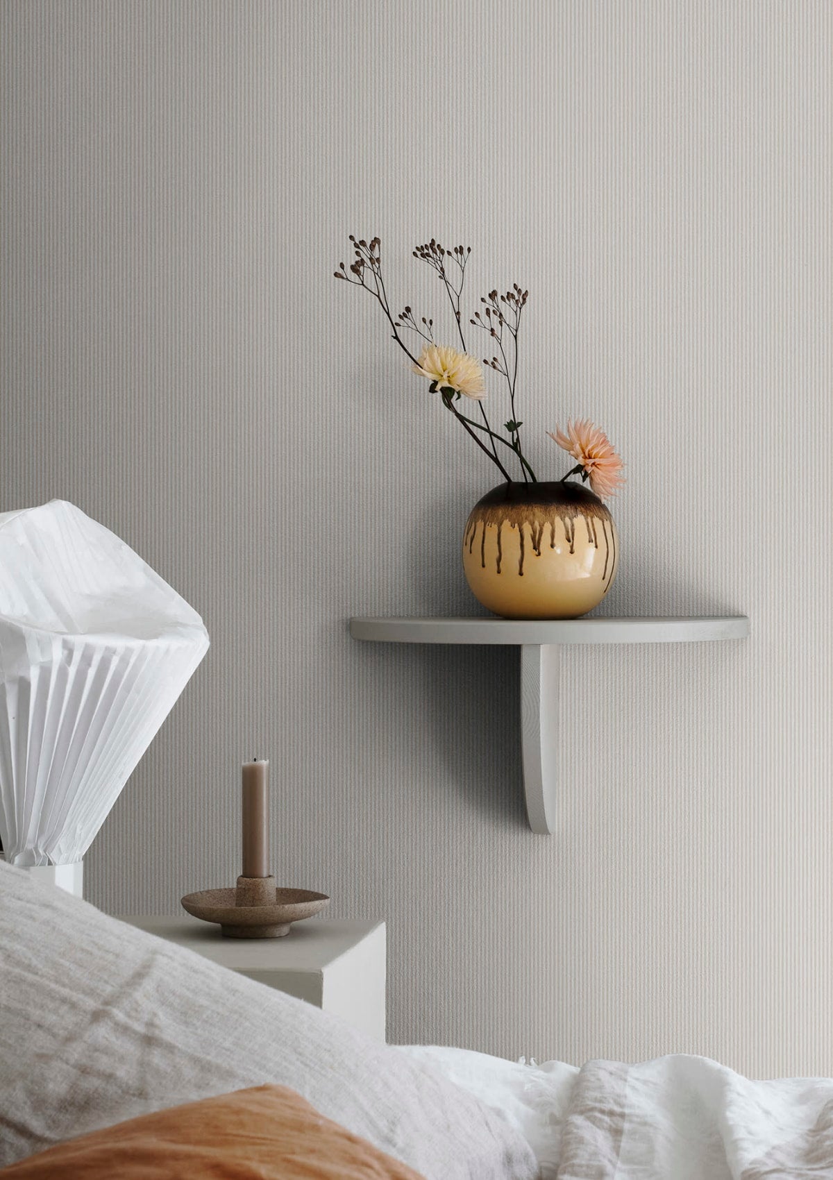 Rand Wallpaper in Sandstone