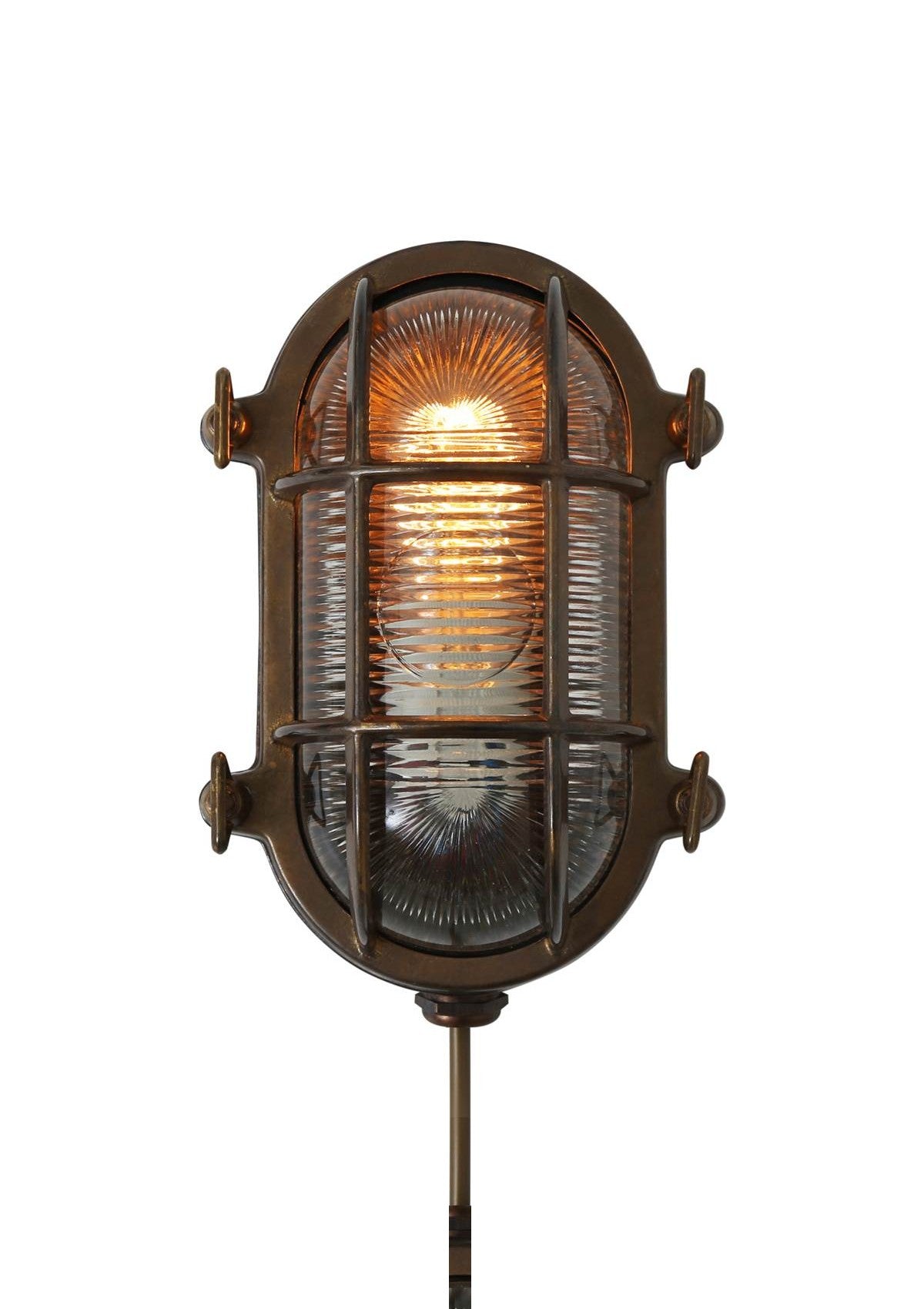 Ruben Small Brass Oval Marine Light – Antique Brass