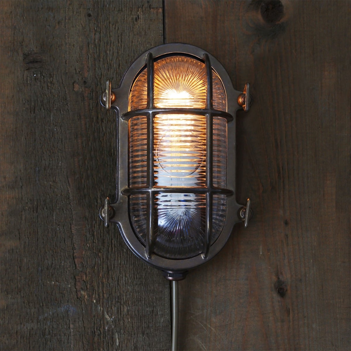 Ruben Small Brass Oval Marine Light