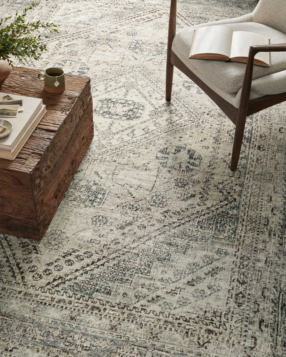 Sinclair Natural/Sage Rug – detail
