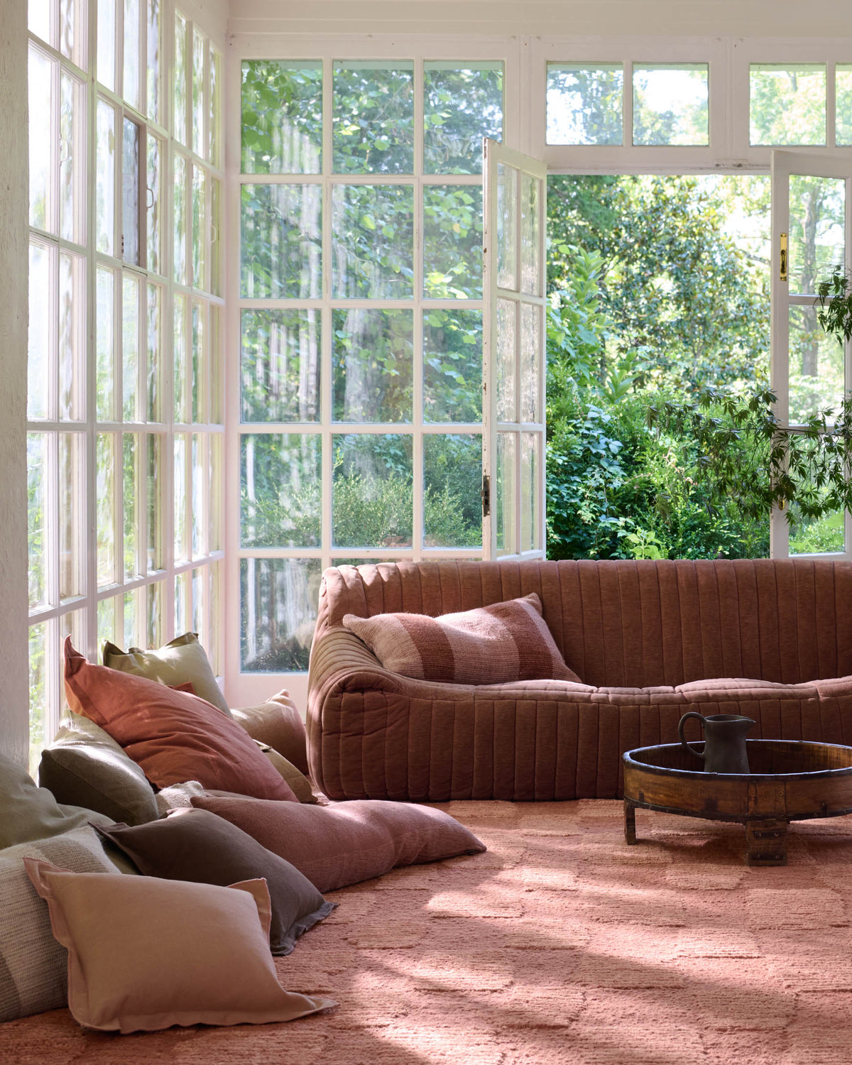 Sowerby Rose Rug – detail