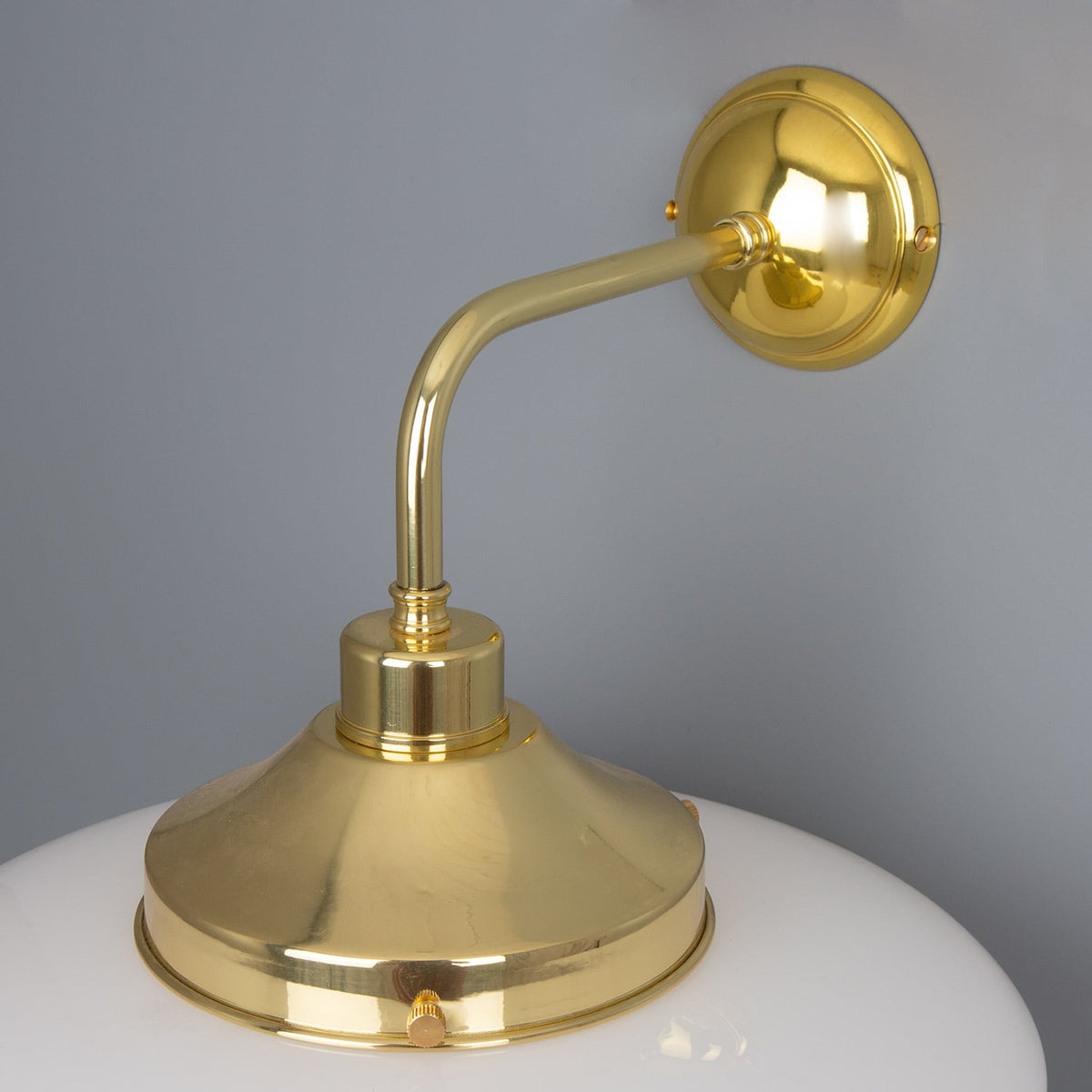 Schoolhouse Vintage Wall Sconce – Polished Brass