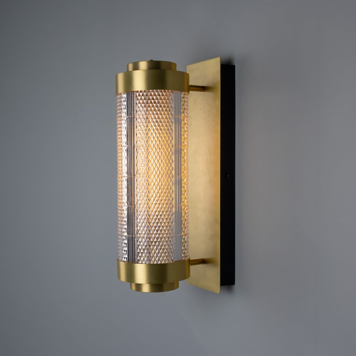 Small Ashford Neo-Victorian Vertical Wall Sconce