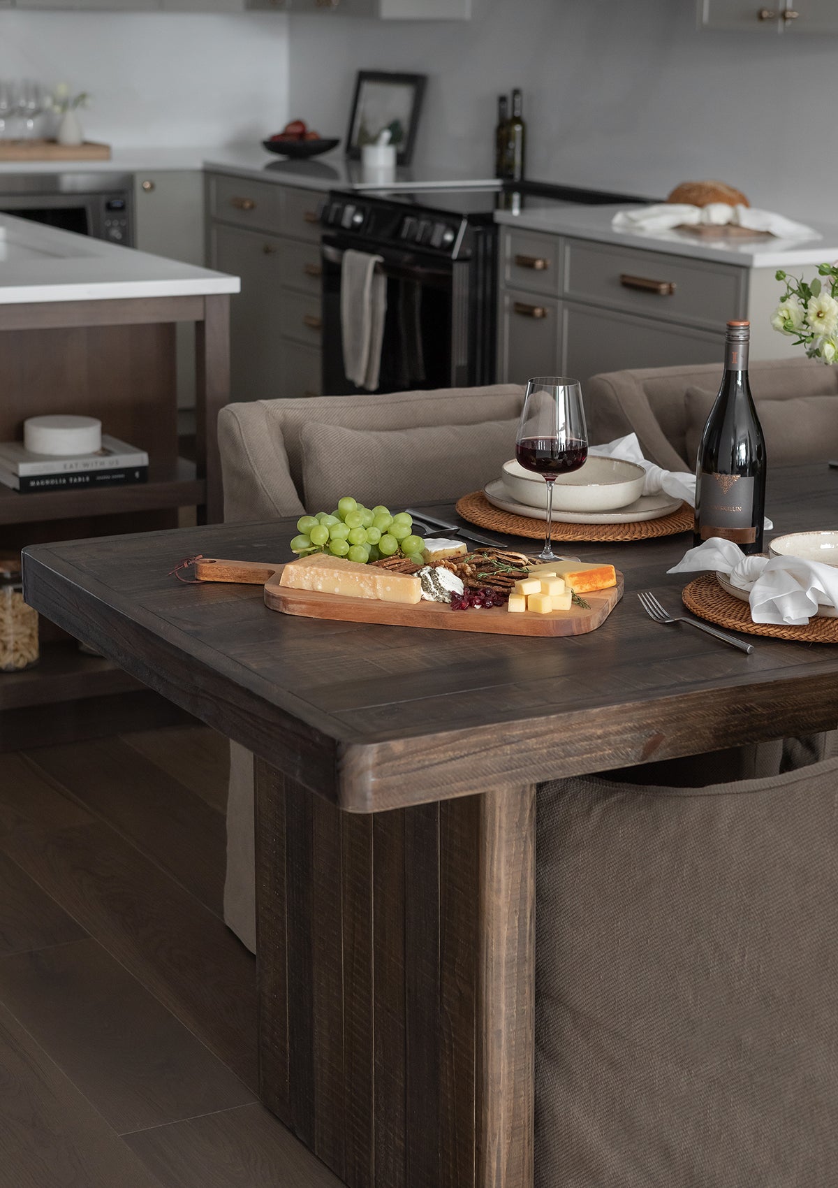 Soren Dining Table – MaisonBlonde