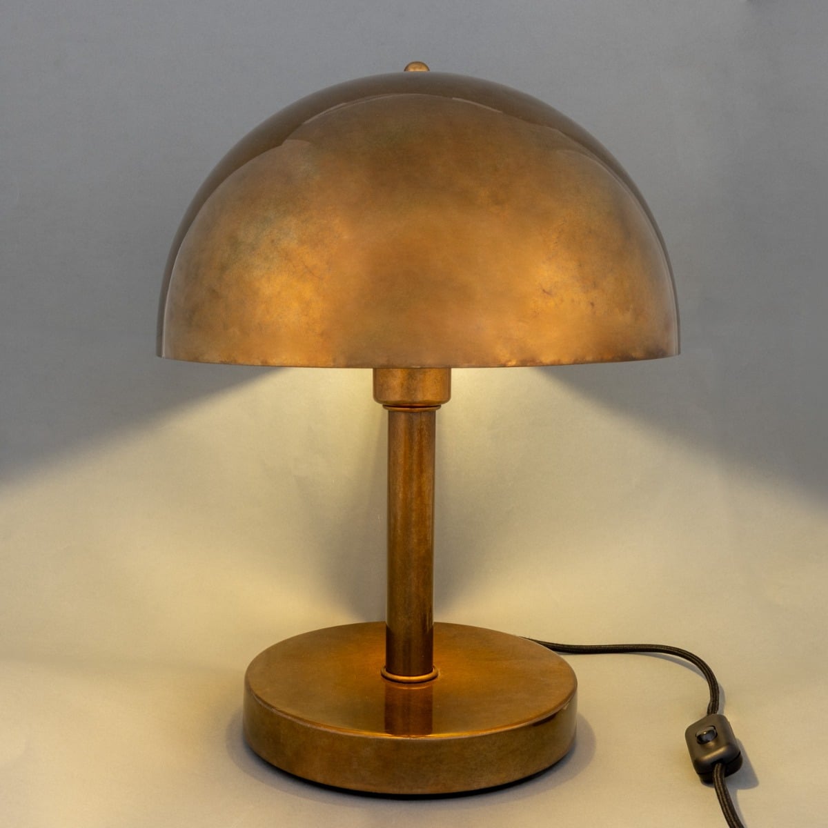 Turku Modern Brass Dome Table Lamp