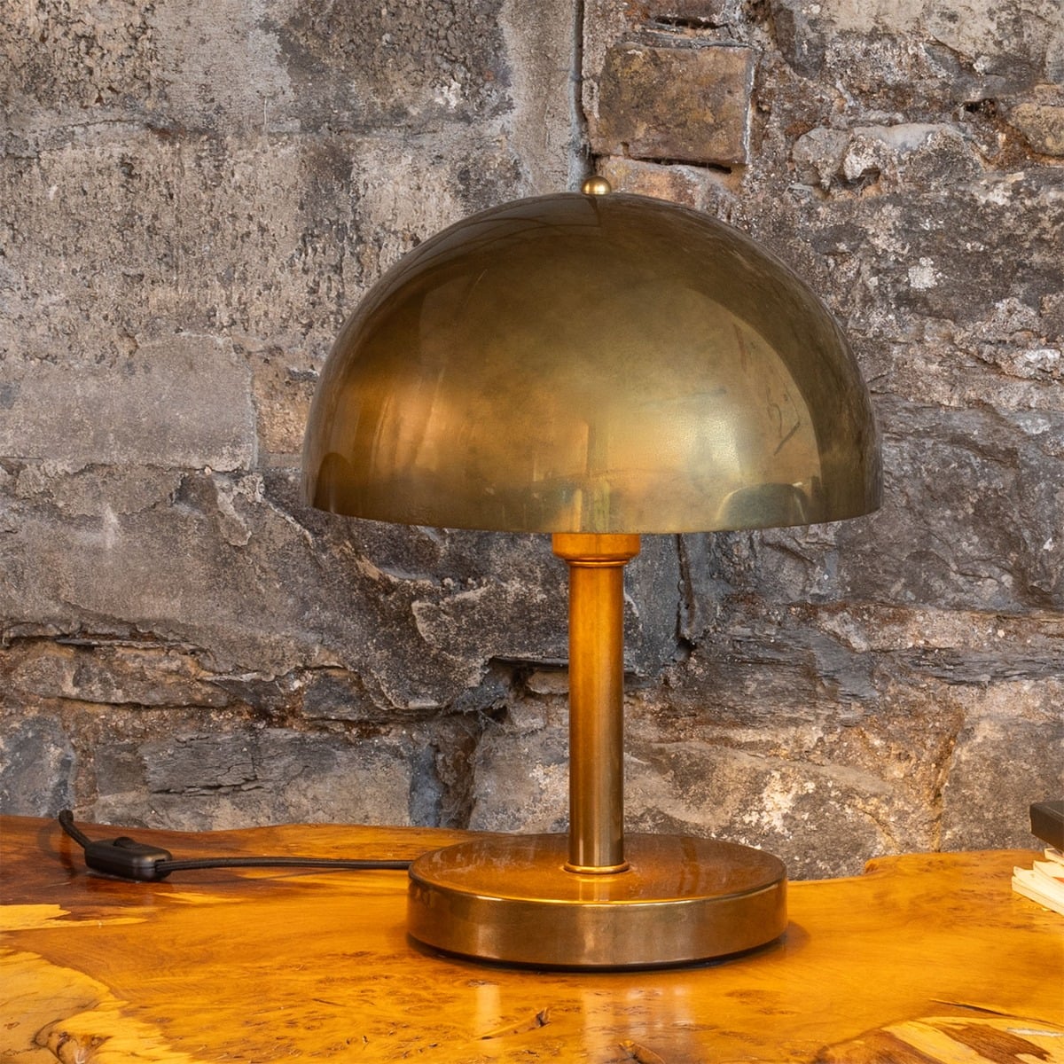 Turku Modern Brass Dome Table Lamp