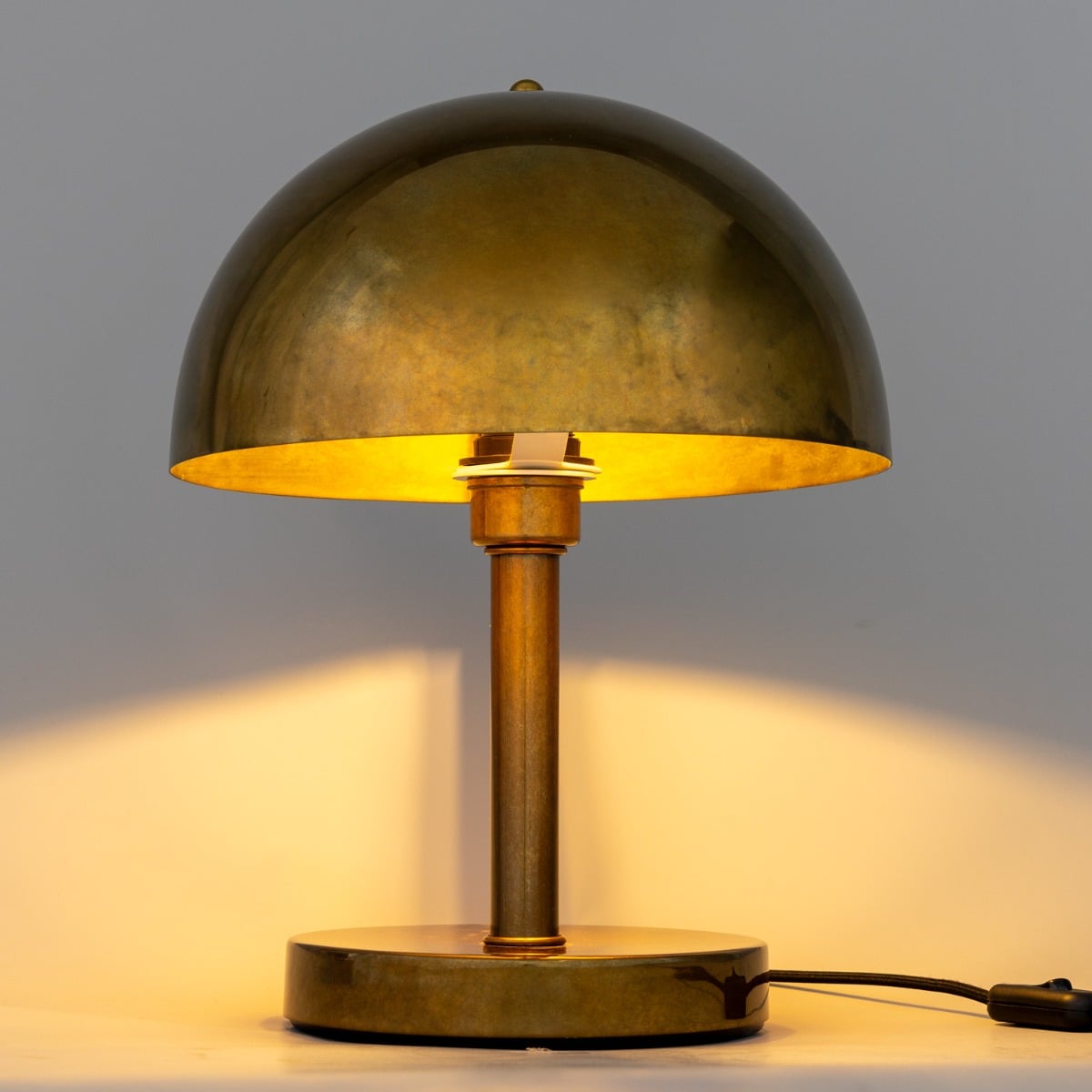 Turku Modern Brass Dome Table Lamp