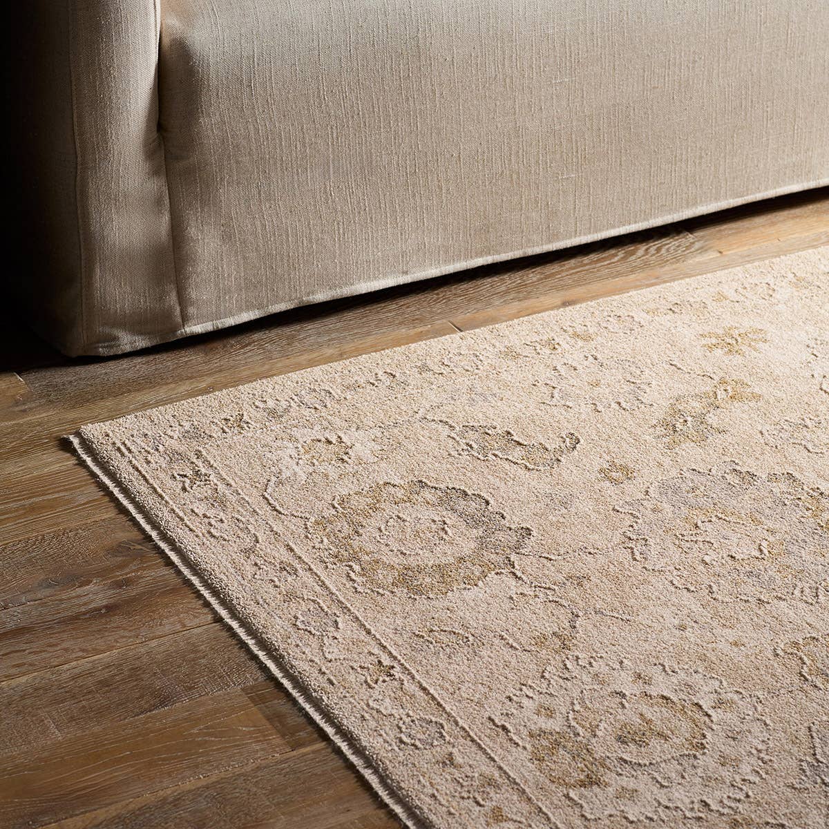 Vekhea Alara Rug – VEK06 – room scene