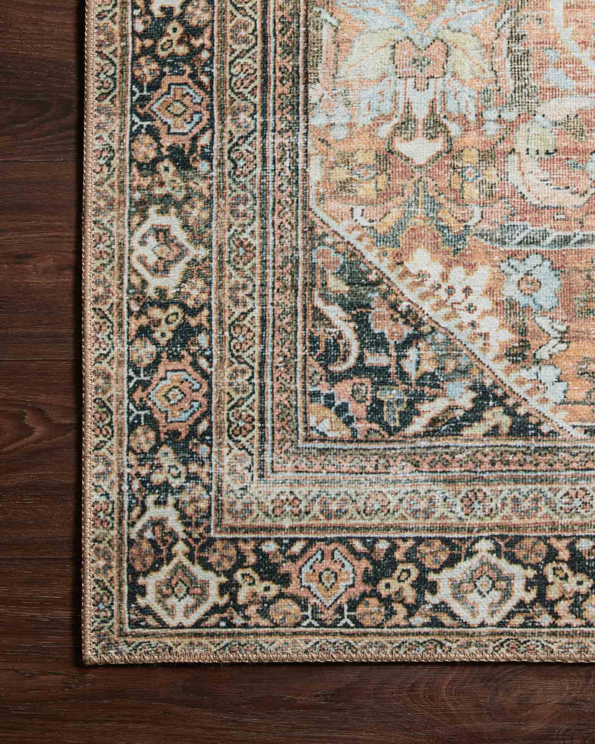 Wynter Auburn / Multi Rug – detail